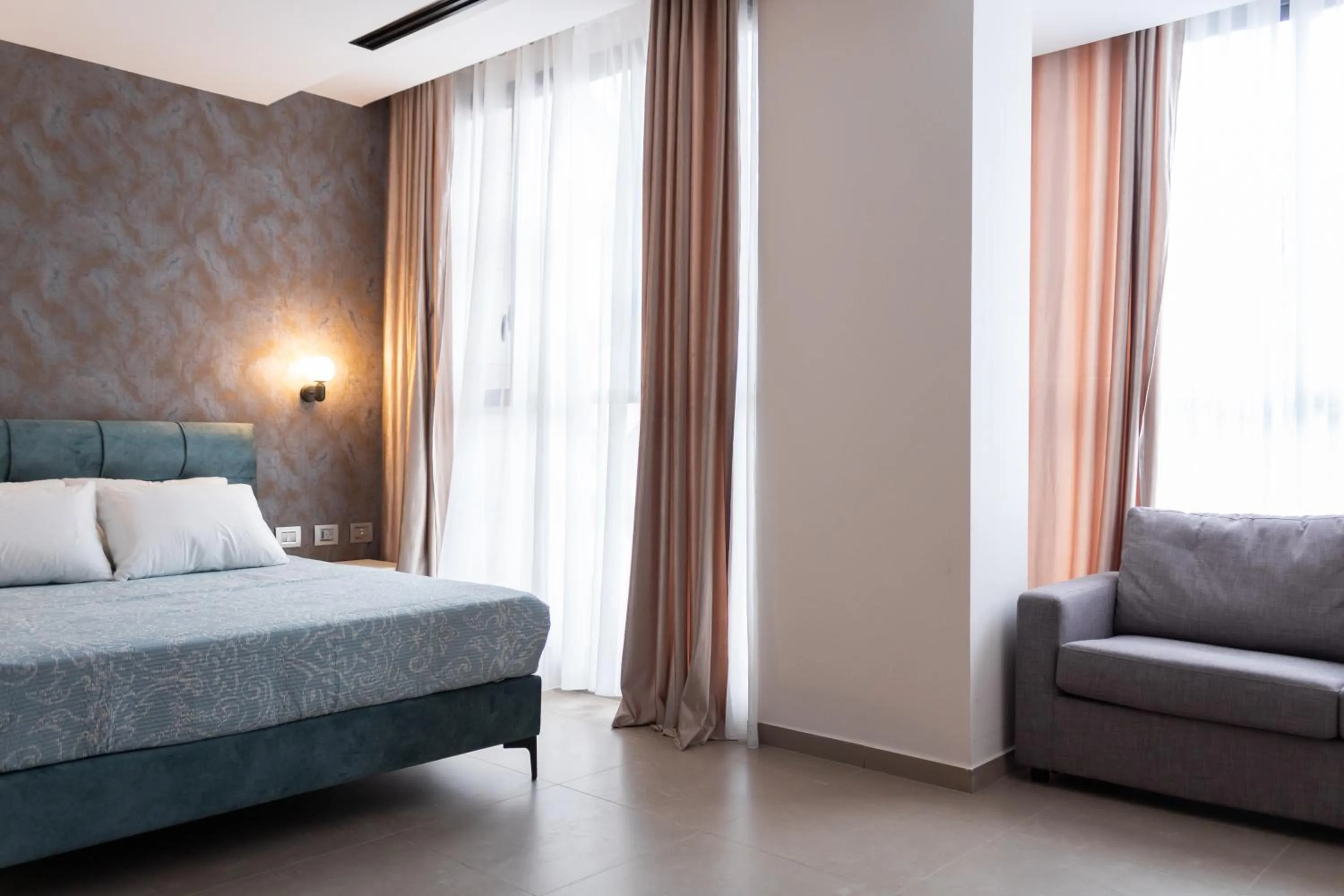 Photo of the whole room, Bed in Amwaj Apartments