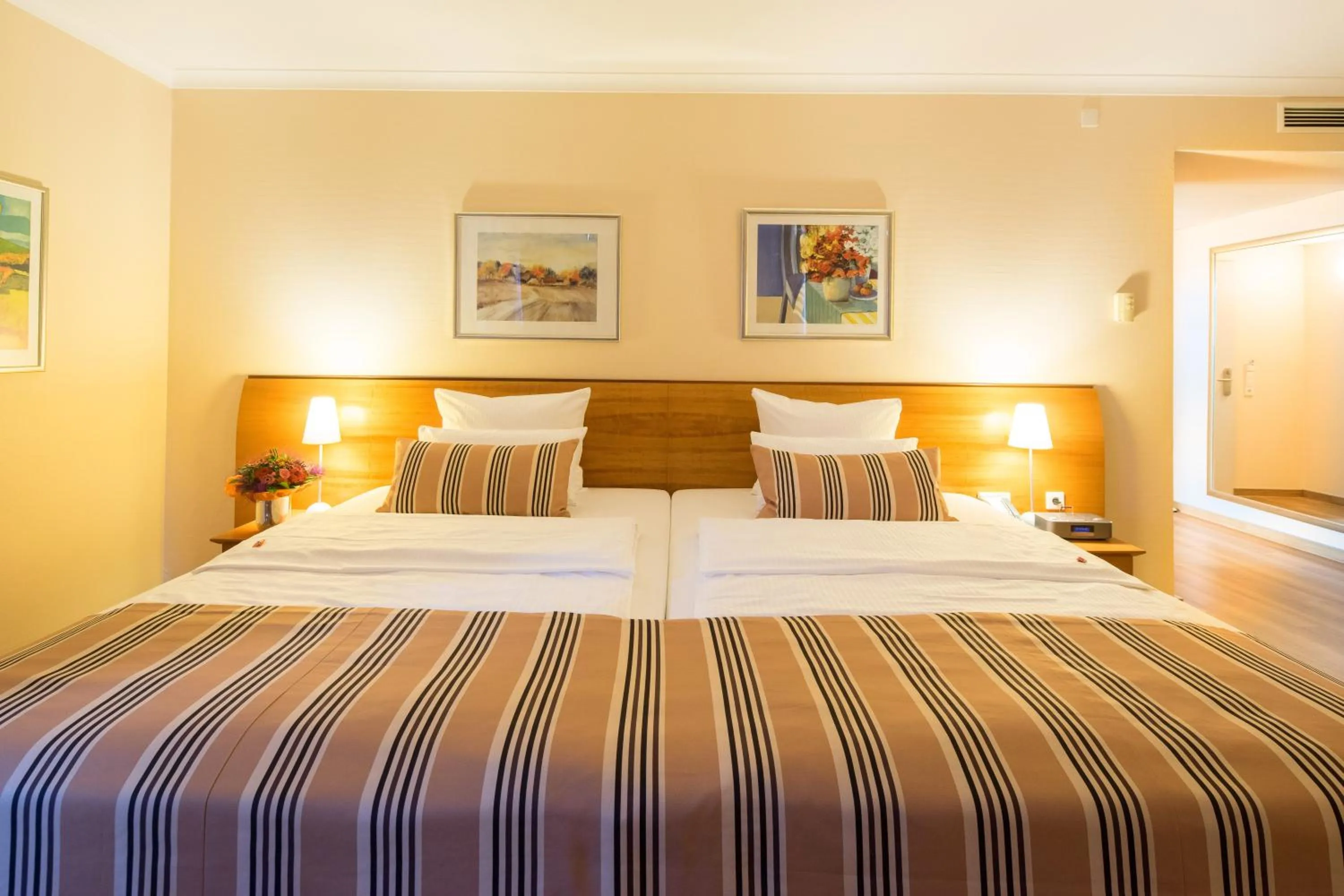 Photo of the whole room, Bed in PhiLeRo Hotel Köln