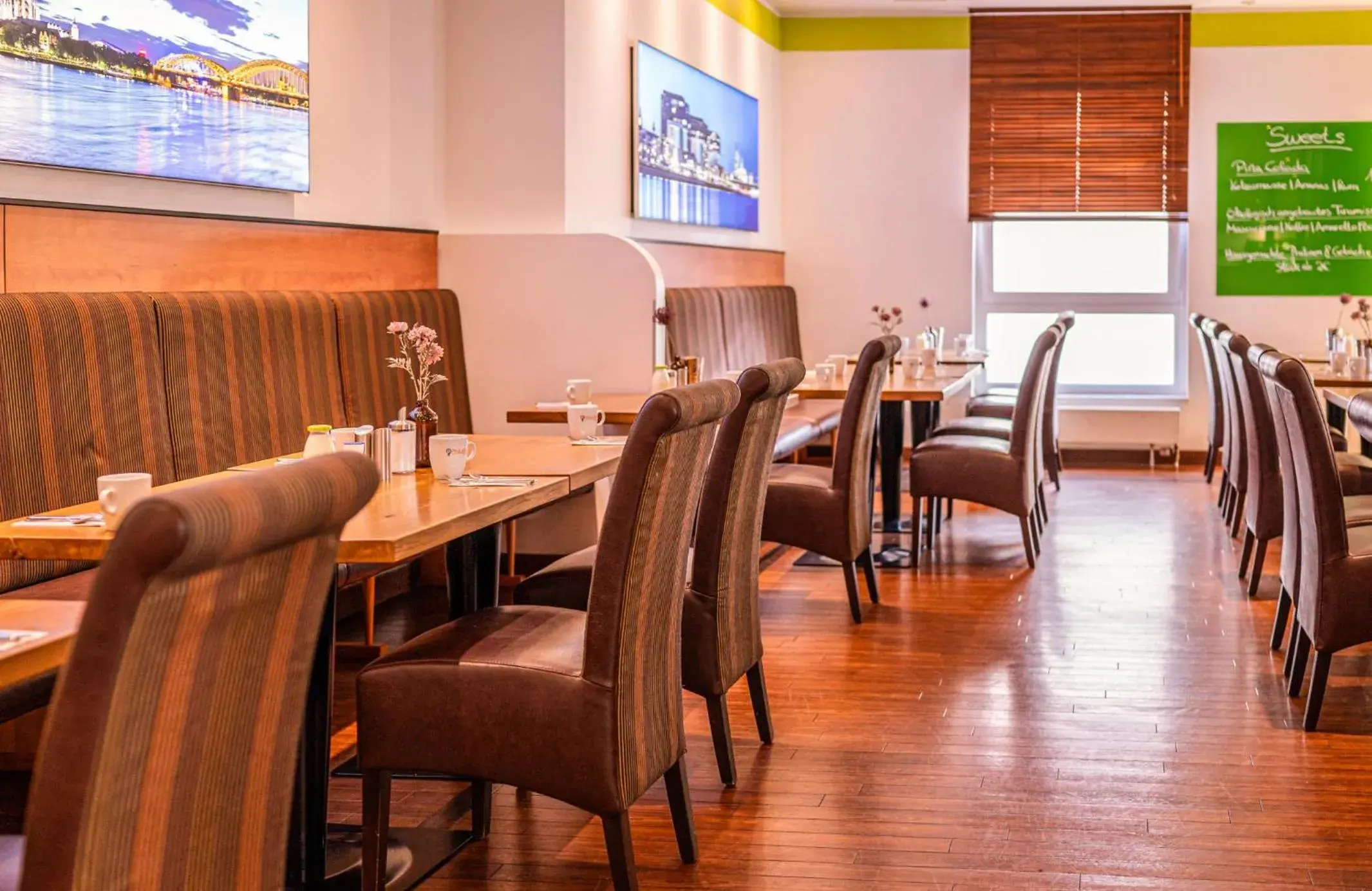 Restaurant/places to eat in PhiLeRo Hotel Köln Restaurant/places to eat in PhiLeRo Hotel Köln