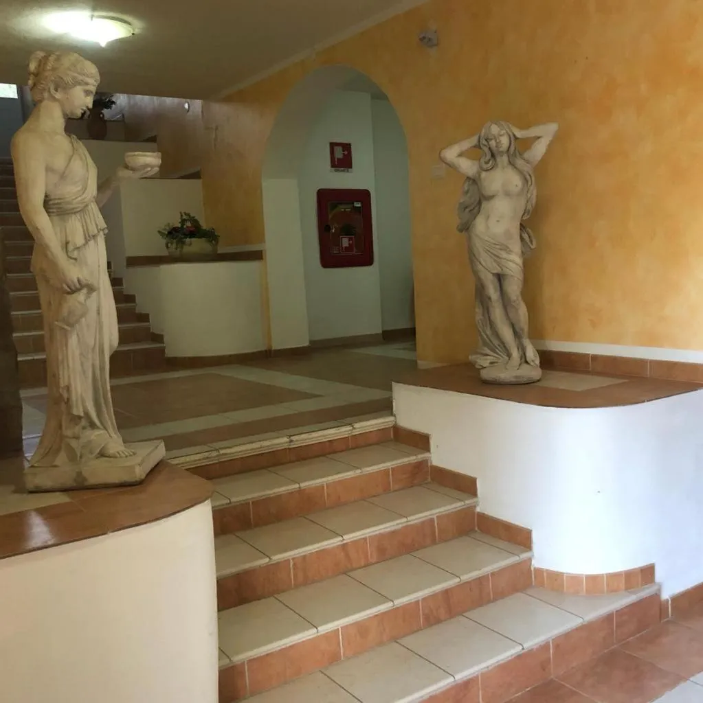 HOTEL FUNTANA E DONNE