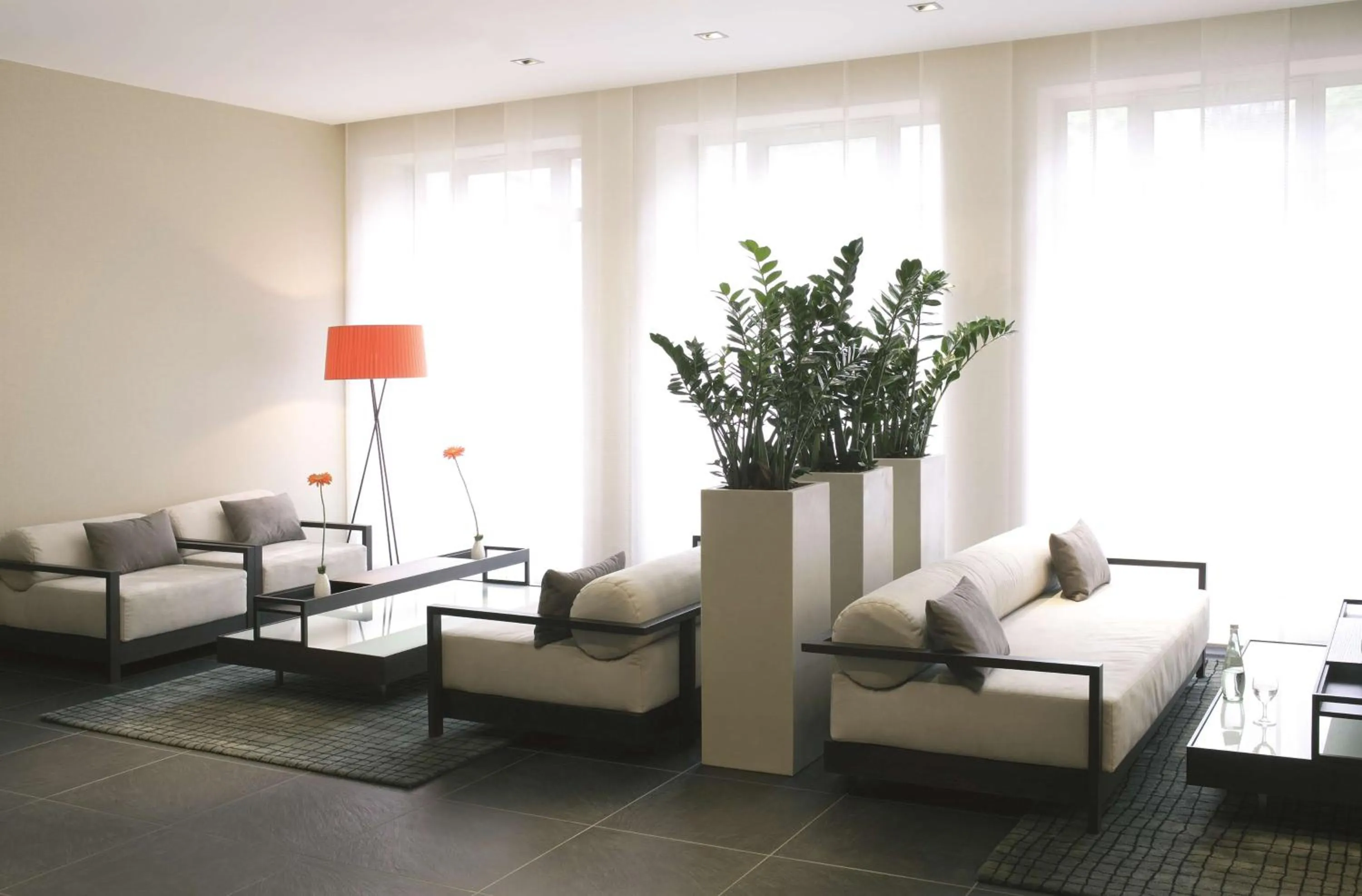 Lobby or reception in NH Düsseldorf Königsallee