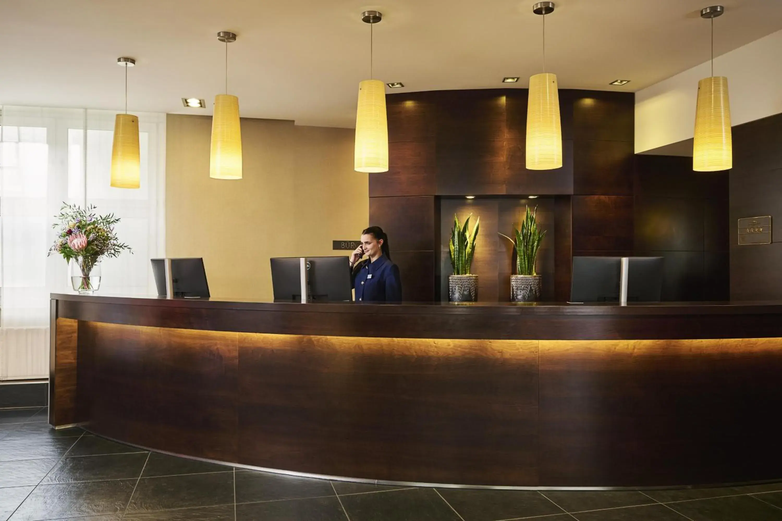 Lobby or reception in NH Düsseldorf Königsallee Lobby or reception in NH Düsseldorf Königsallee