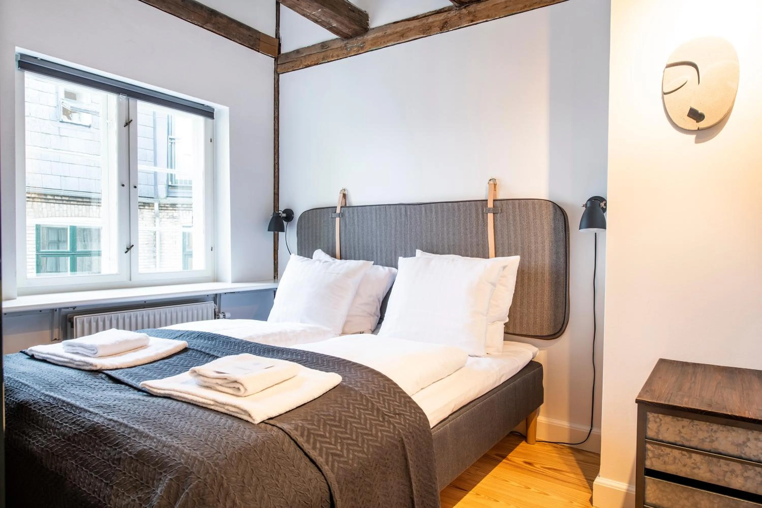 Bedroom, Bed in Town Hall Penthouse by Daniel&Jacob's