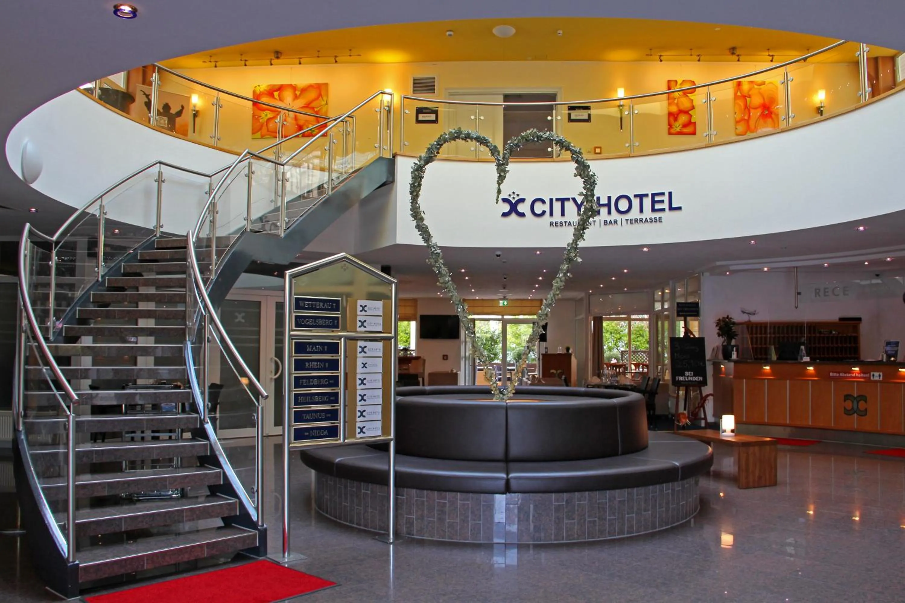 Lobby or reception in City Hotel Frankfurt Bad Vilbel