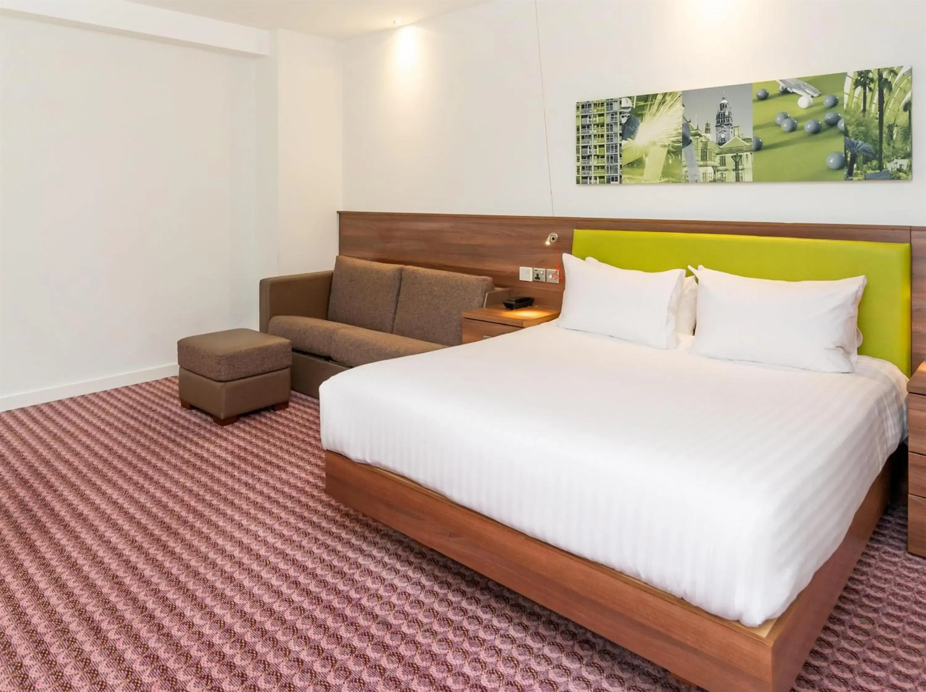 Living room, Bed in Hampton by Hilton Sheffield Living room, Bed in Hampton by Hilton Sheffield