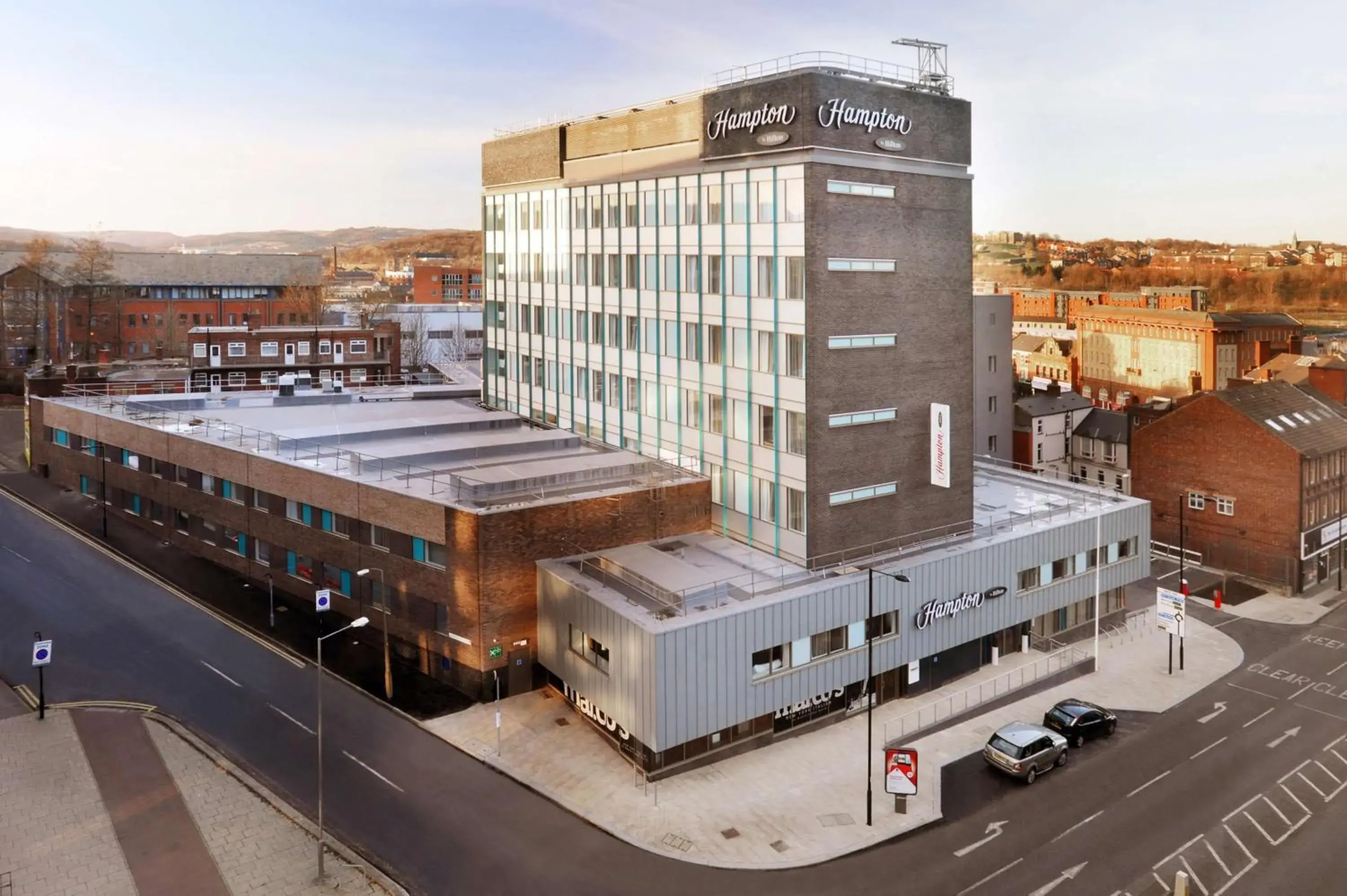 Property building in Hampton by Hilton Sheffield Property building in Hampton by Hilton Sheffield