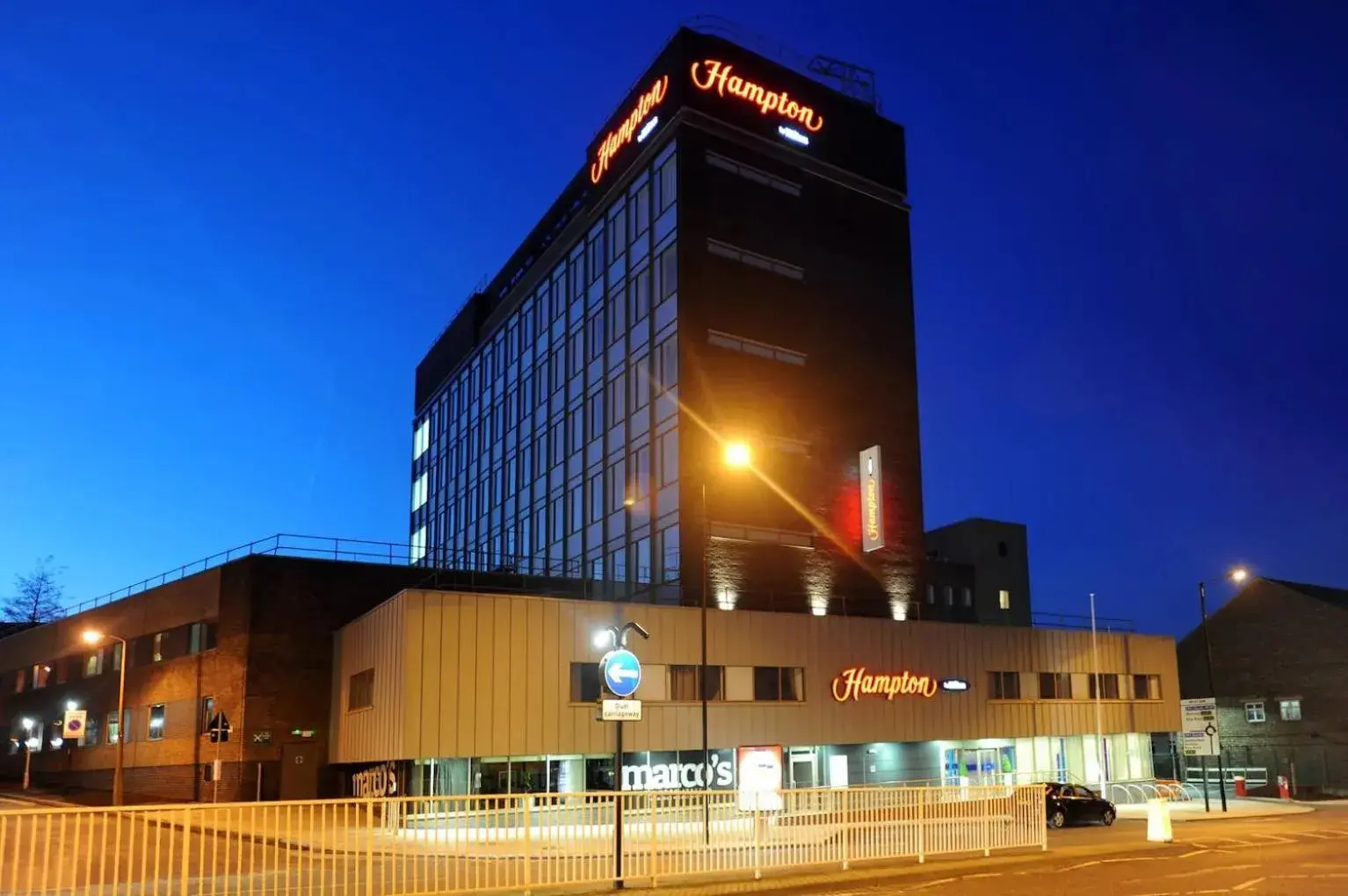 Property building in Hampton by Hilton Sheffield Property building in Hampton by Hilton Sheffield