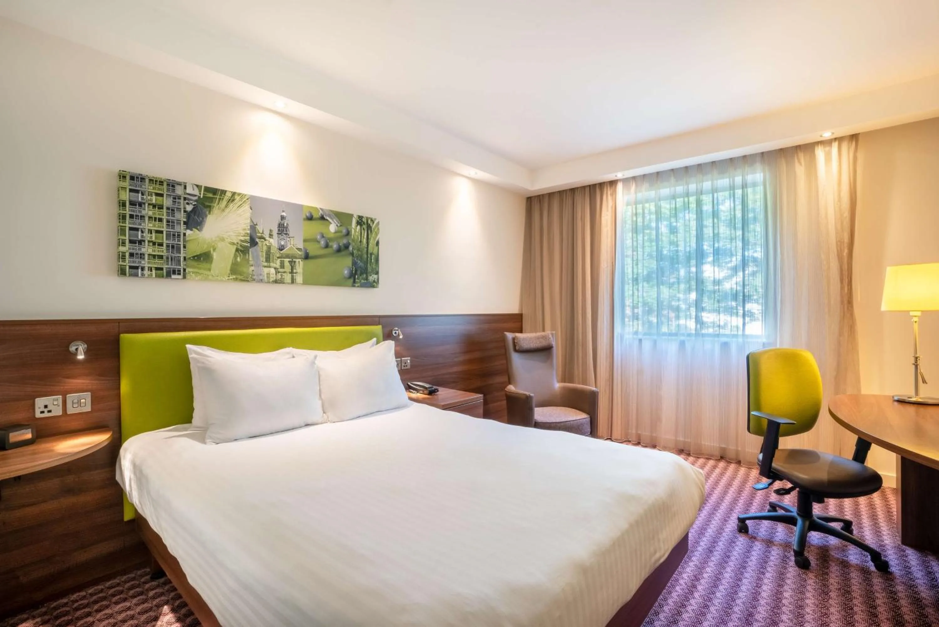 Bed in Hampton by Hilton Sheffield