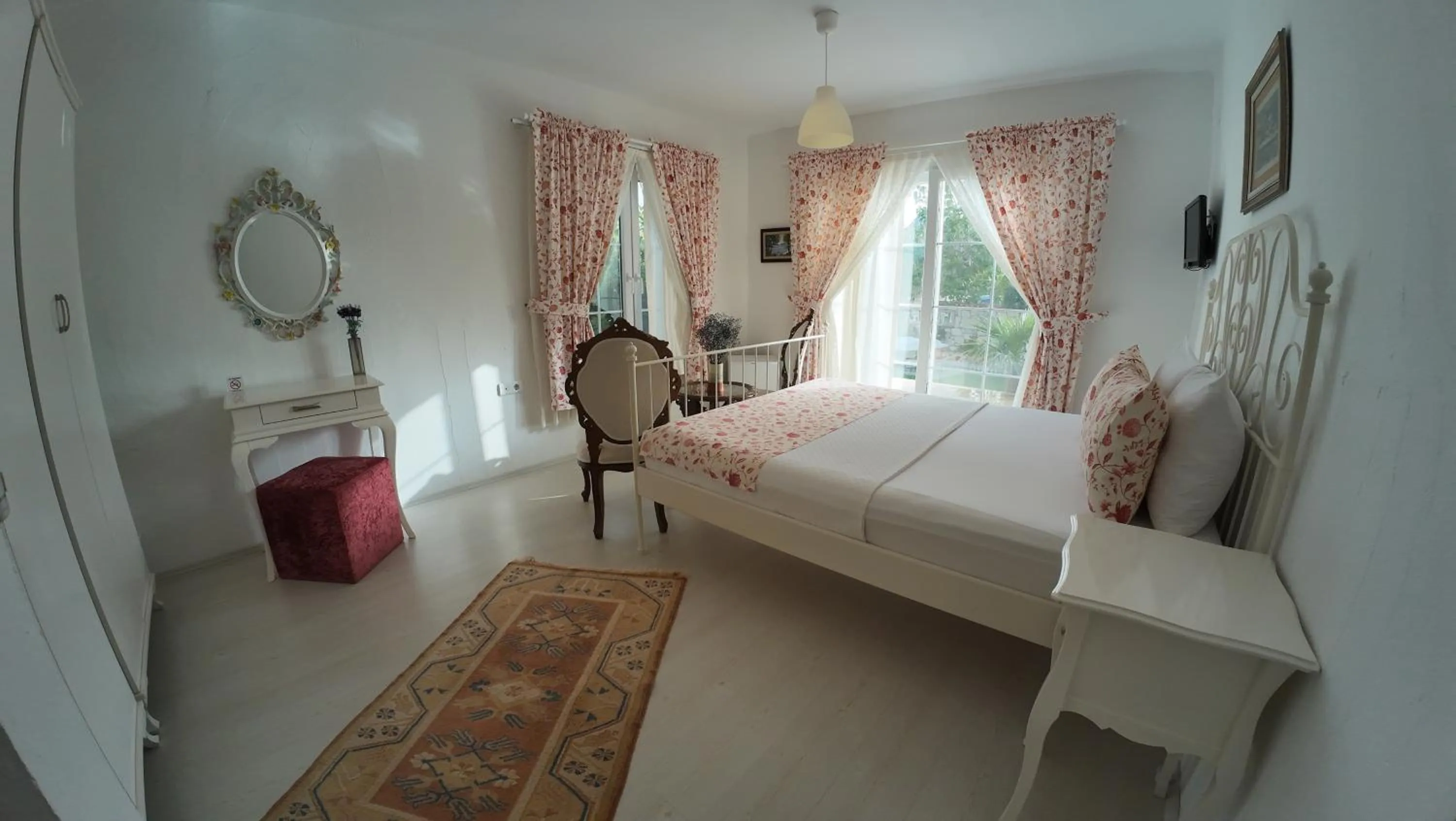 Bed in Adelfia Hotel