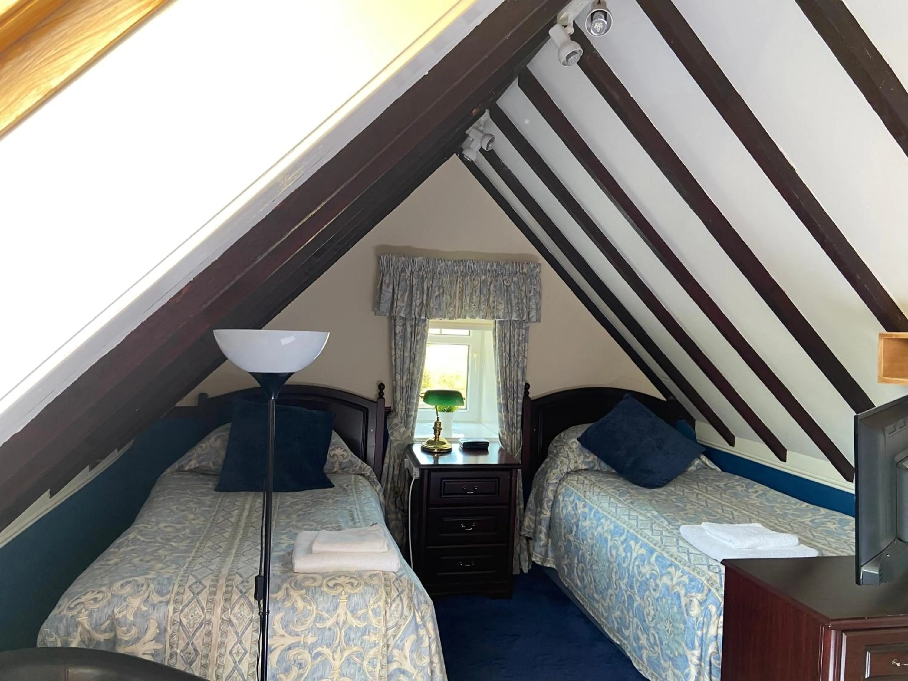 Loch Arklet House