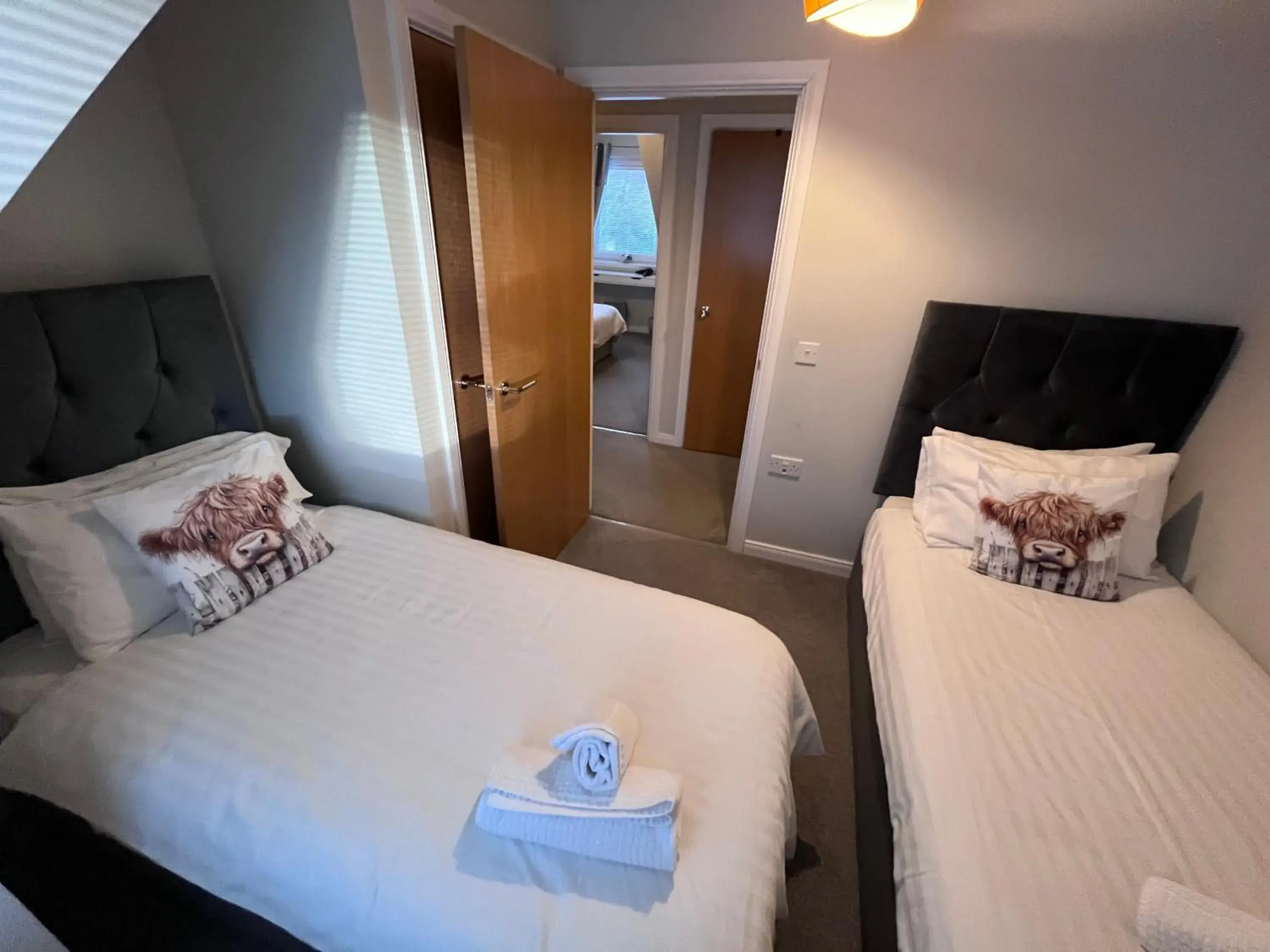 Two-Bedroom Apartment in Number 27 Two-Bedroom Apartment in Number 27