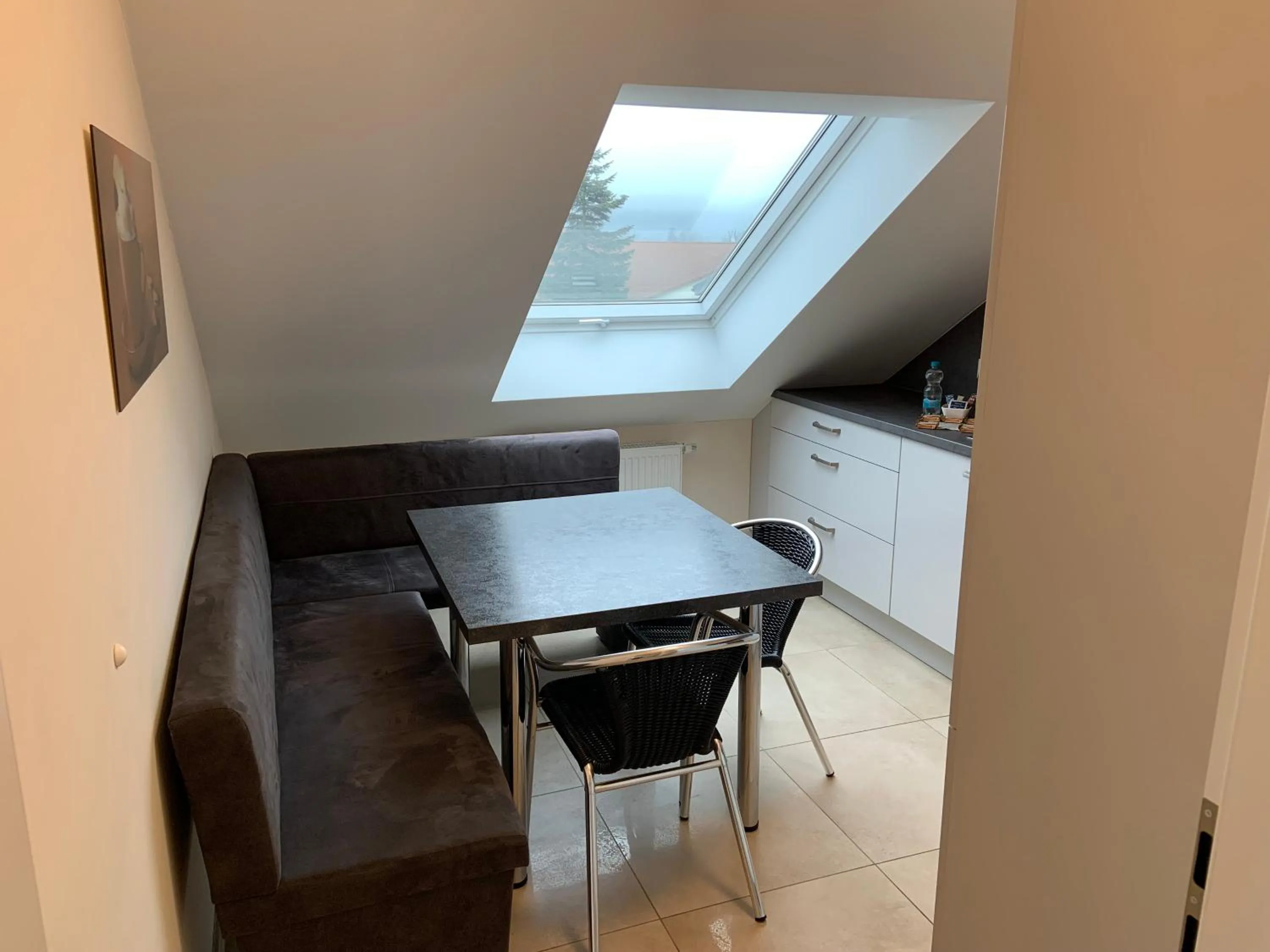 Dining area in BestBoarding24