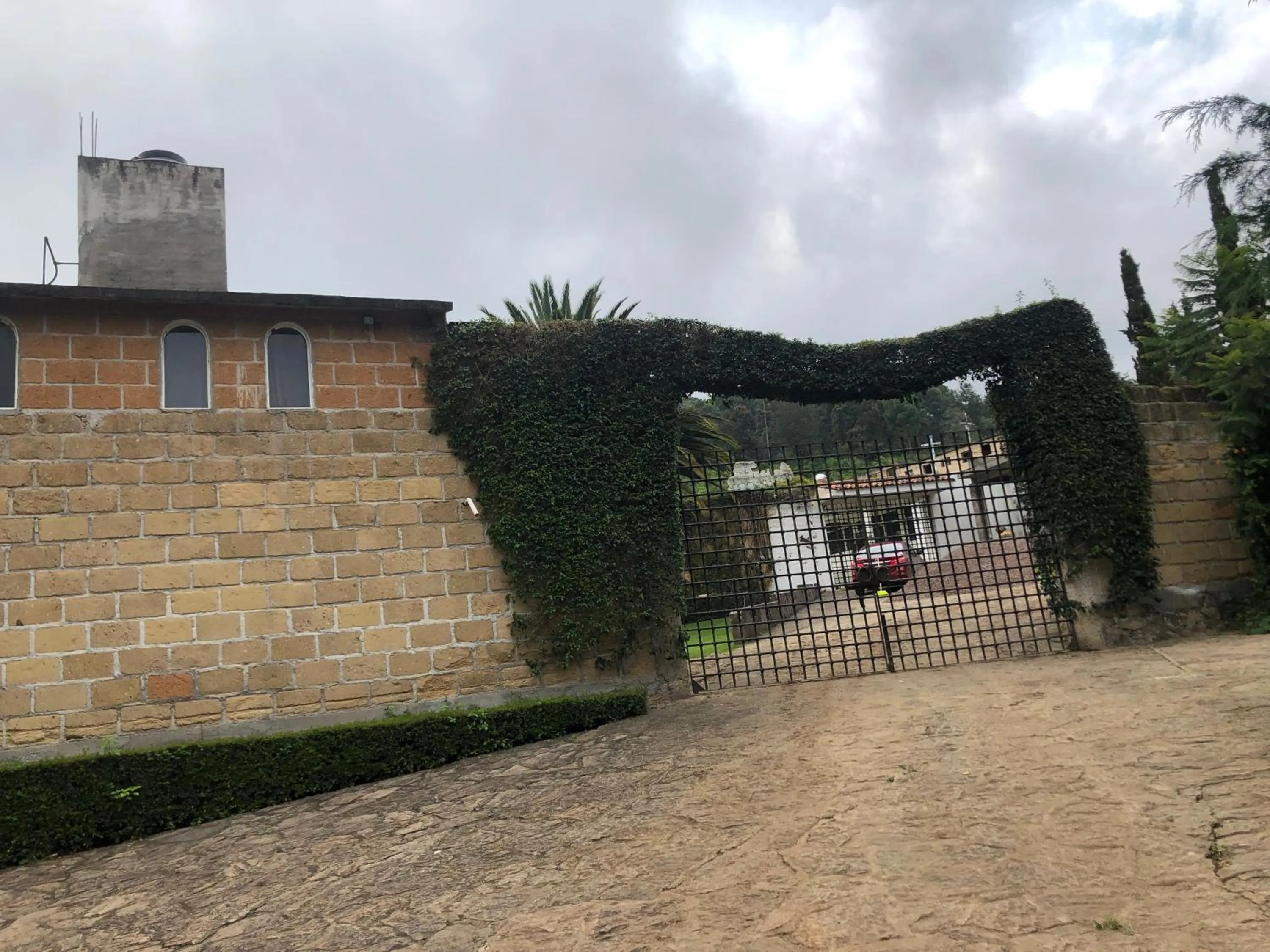Property building in Hotel Rancho el Paraíso