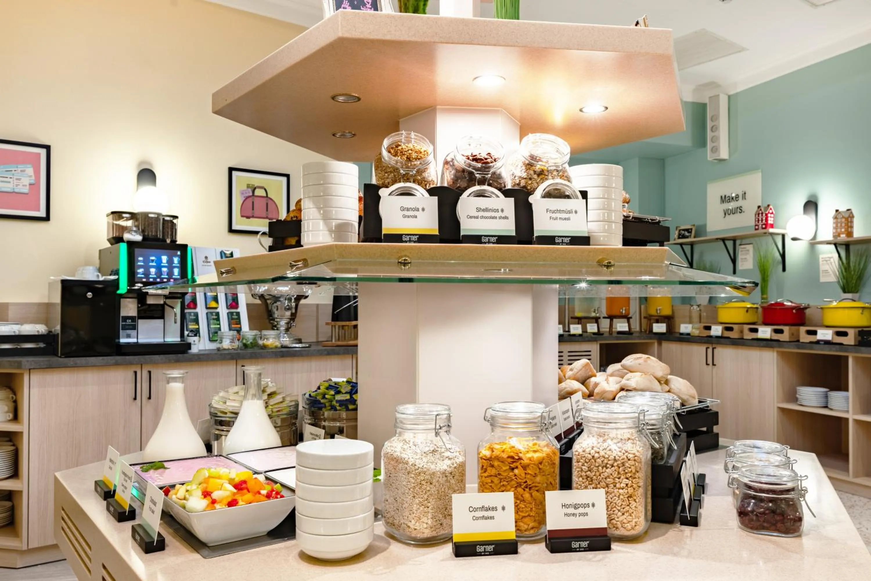 Breakfast in Garner Hotel Berlin - Messe by IHG