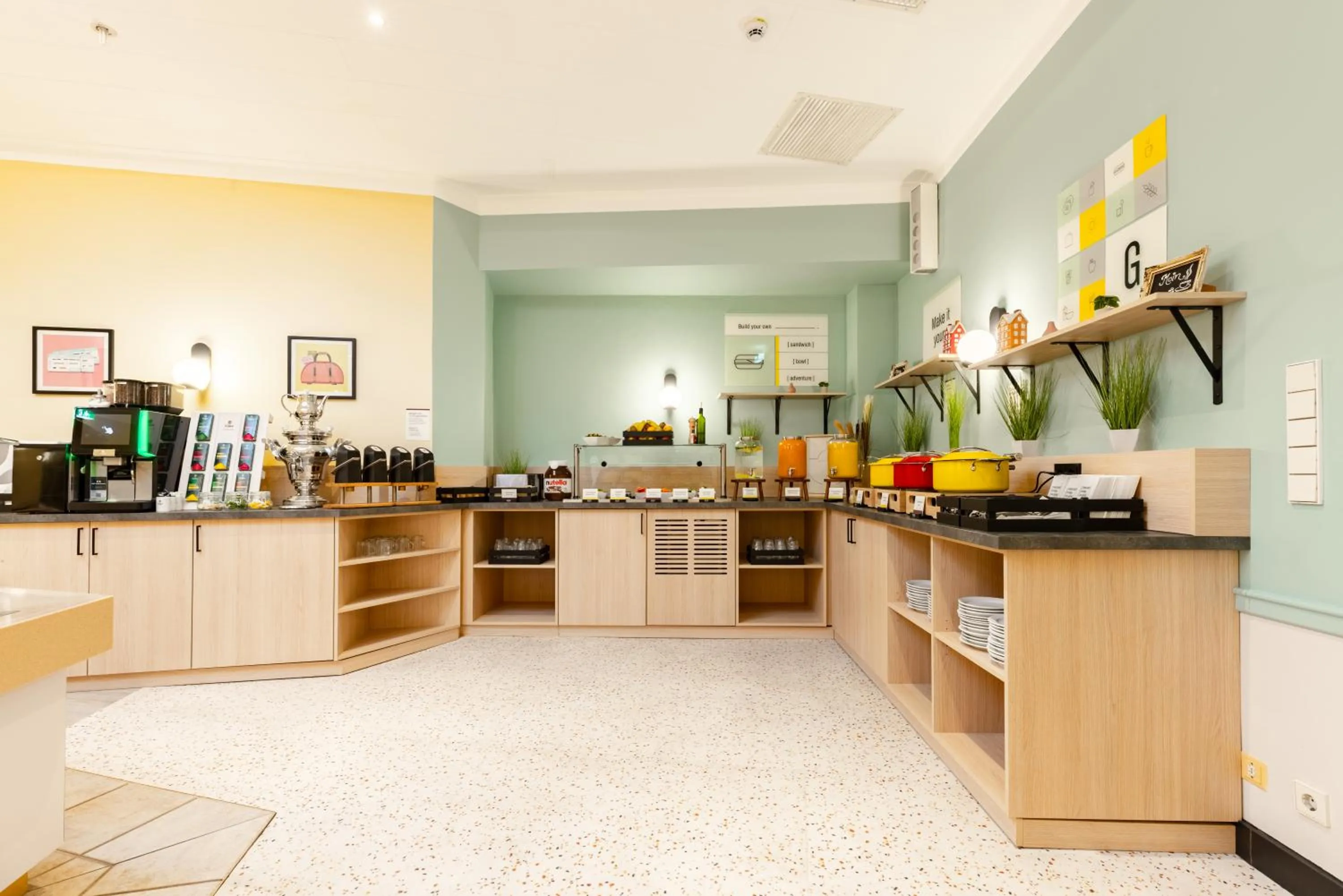 Breakfast in Garner Hotel Berlin - Messe by IHG