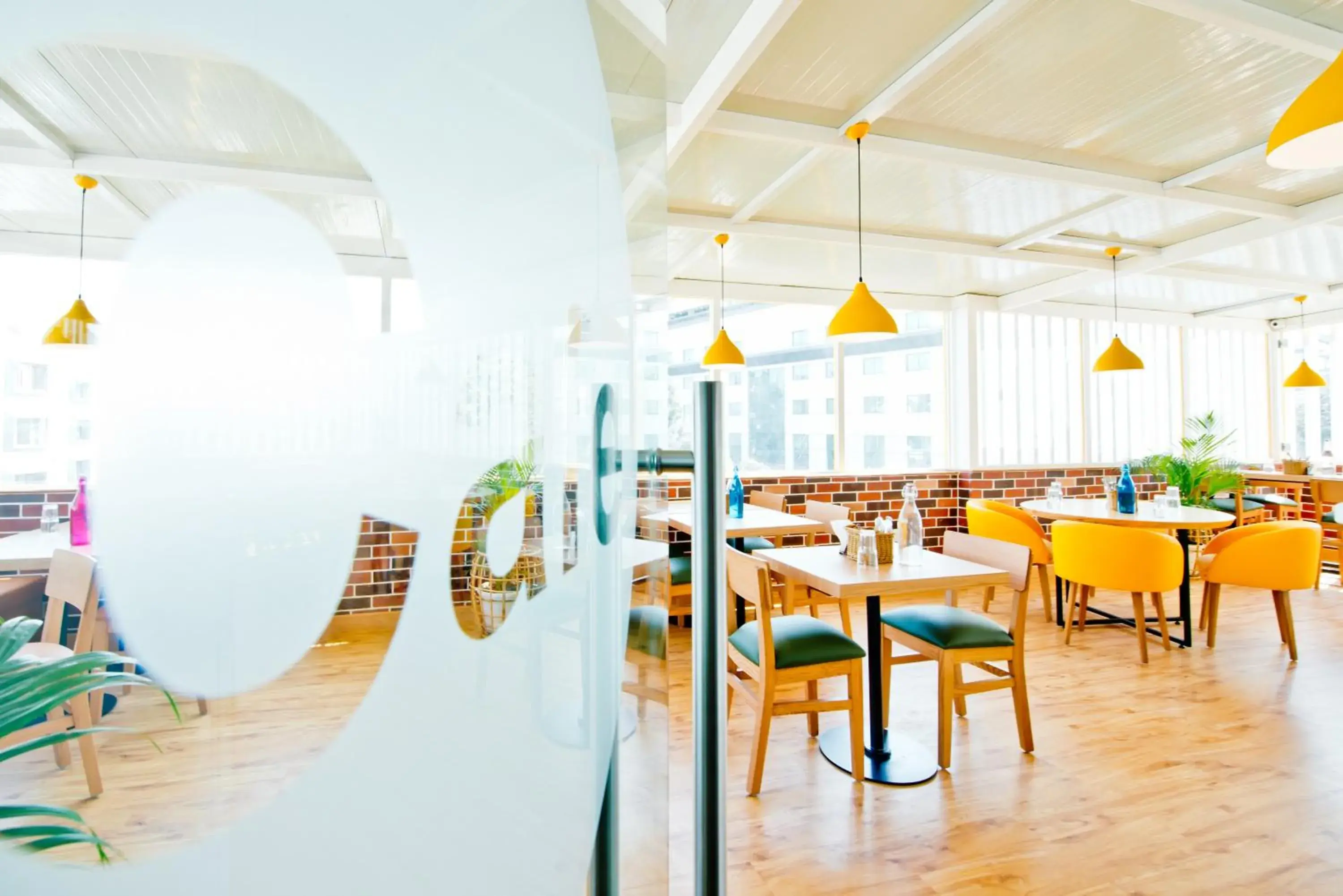 Restaurant/places to eat in bloomrooms @ City Centre Restaurant/places to eat in bloomrooms @ City Centre