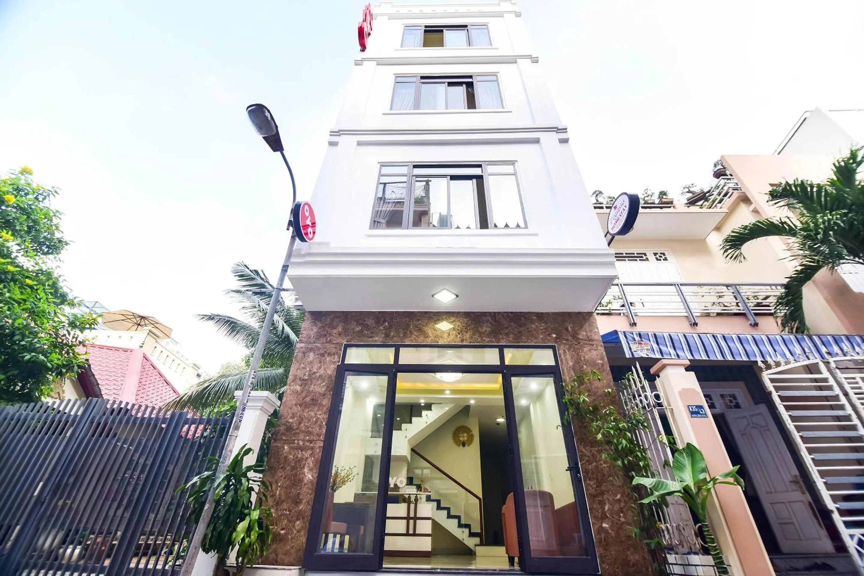 Facade/entrance in OYO 805 Pegasus Homestay