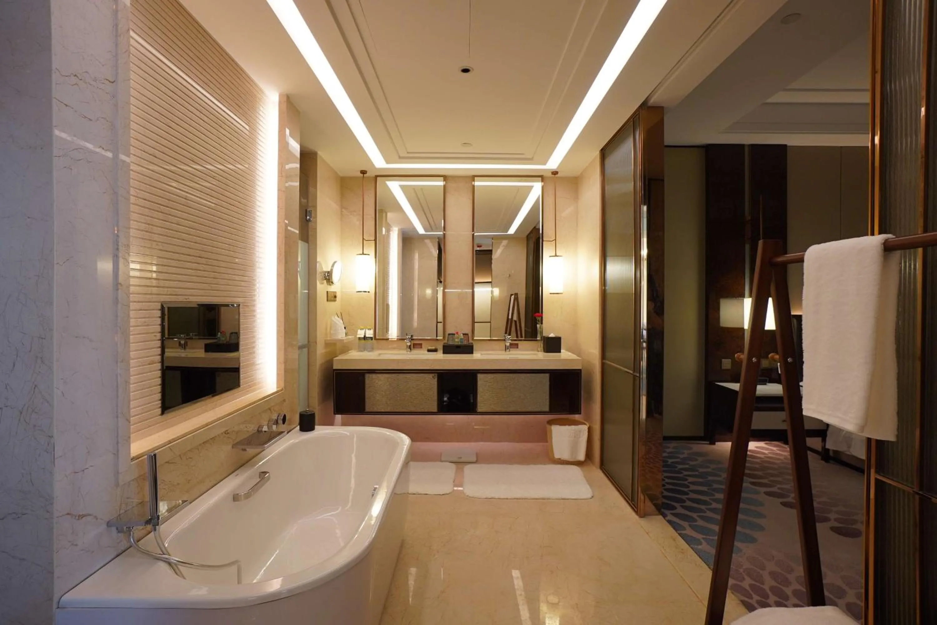 Vignette Collection Haikou Yatter Hotel by IHG