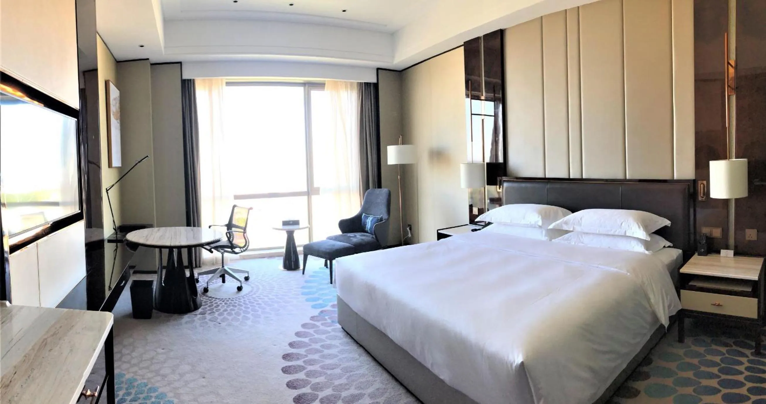 Bed in Vignette Collection Haikou Yatter Hotel by IHG