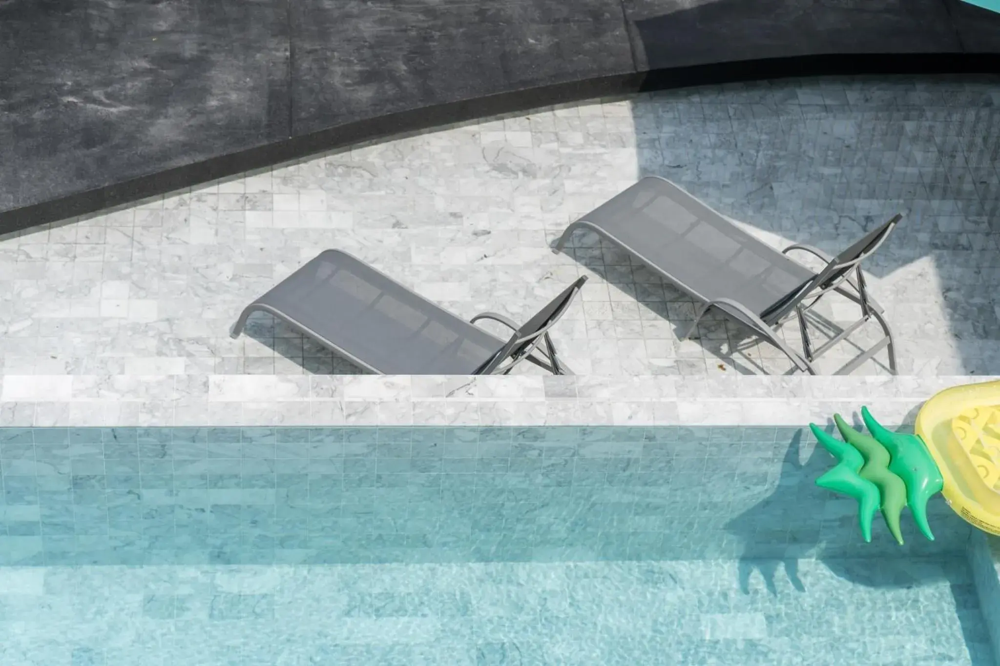 Swimming pool in Yanud Residence Swimming pool in Yanud Residence