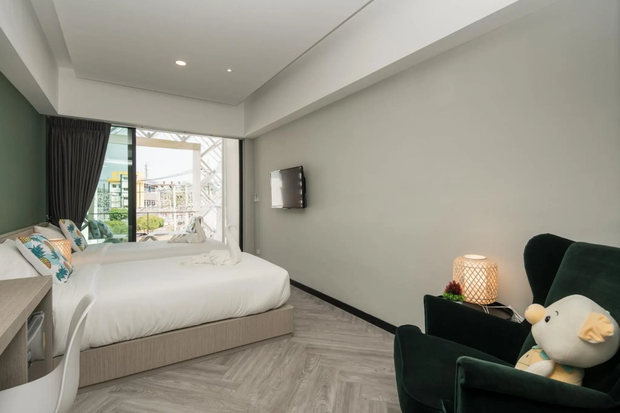 Photo of the whole room, Bed in Yanud Residence