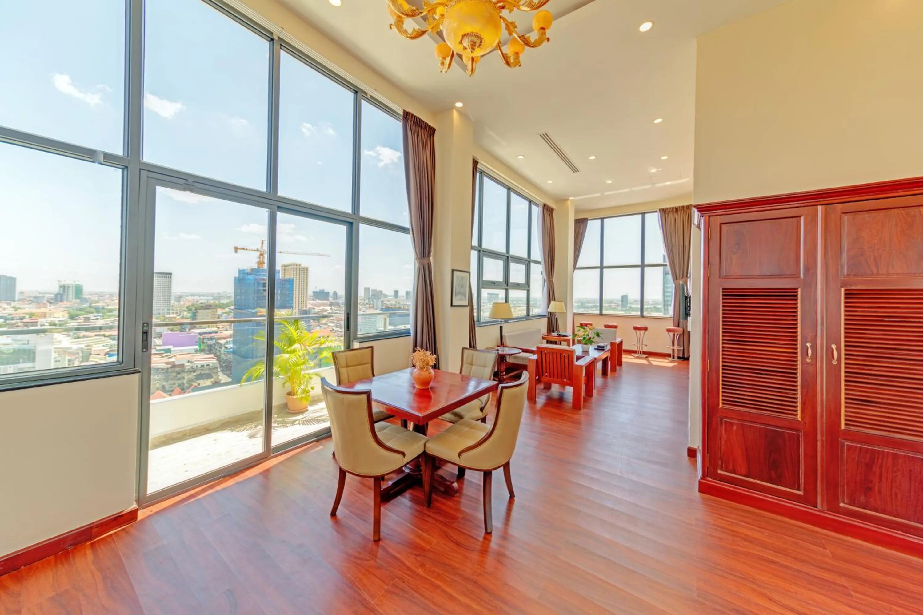 Living room in Poulo Wai Hotel, Trademark Collection by Wyndham