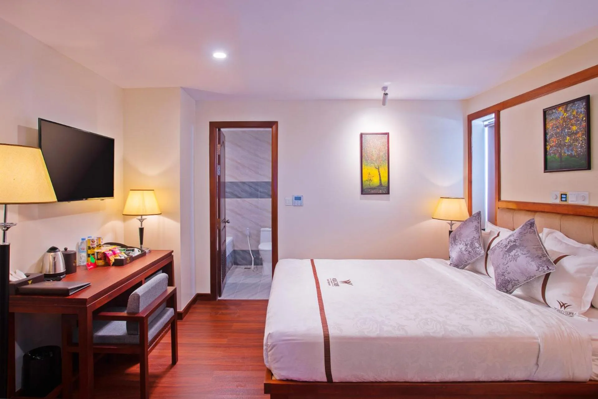 Bedroom, Bed in Poulo Wai Hotel, Trademark Collection by Wyndham