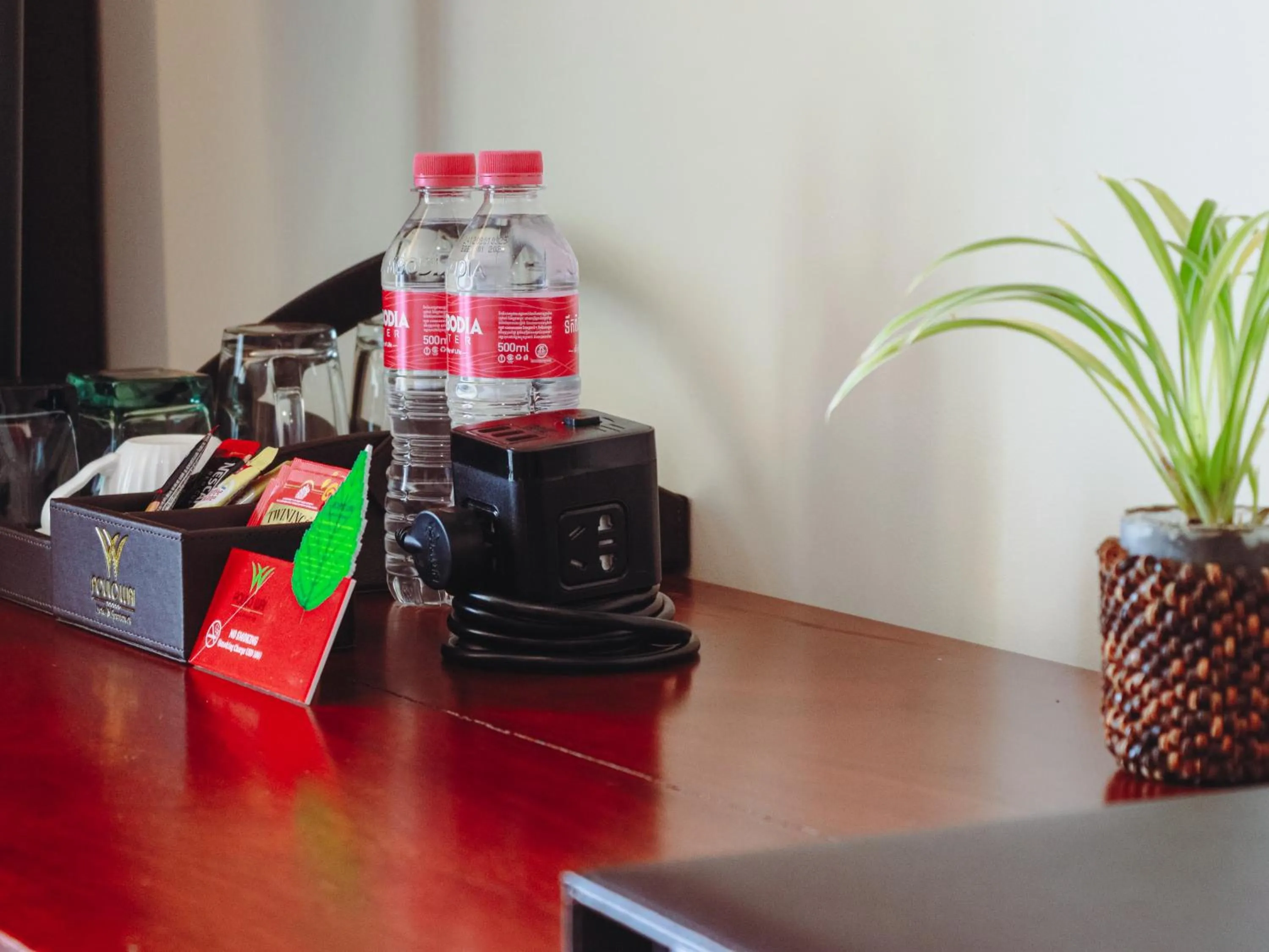 Coffee/tea facilities in Poulo Wai Hotel, Trademark Collection by Wyndham