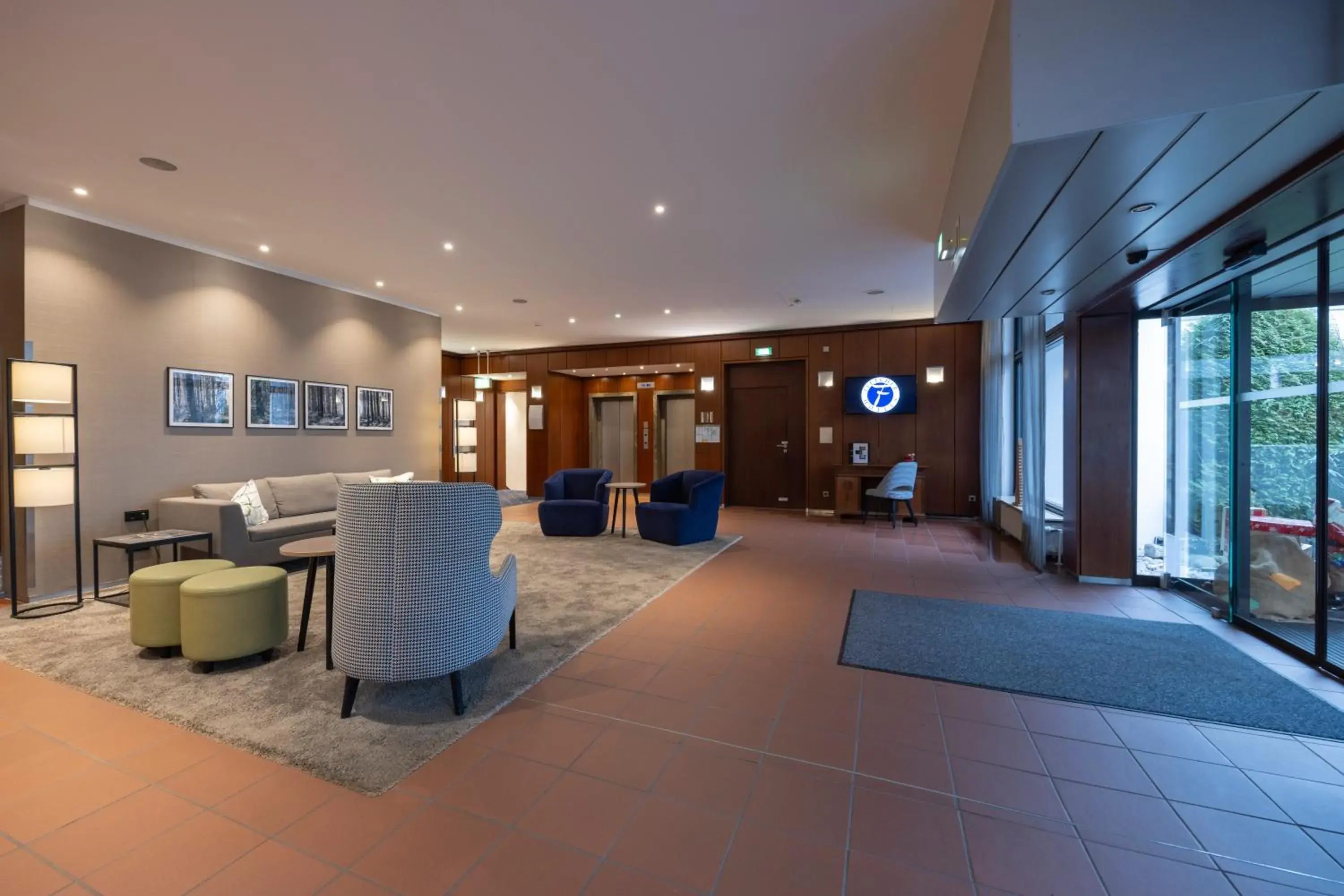 Lobby or reception in Fletcher Hotel-Restaurant Arnsberg-Sauerland Lobby or reception in Fletcher Hotel-Restaurant Arnsberg-Sauerland