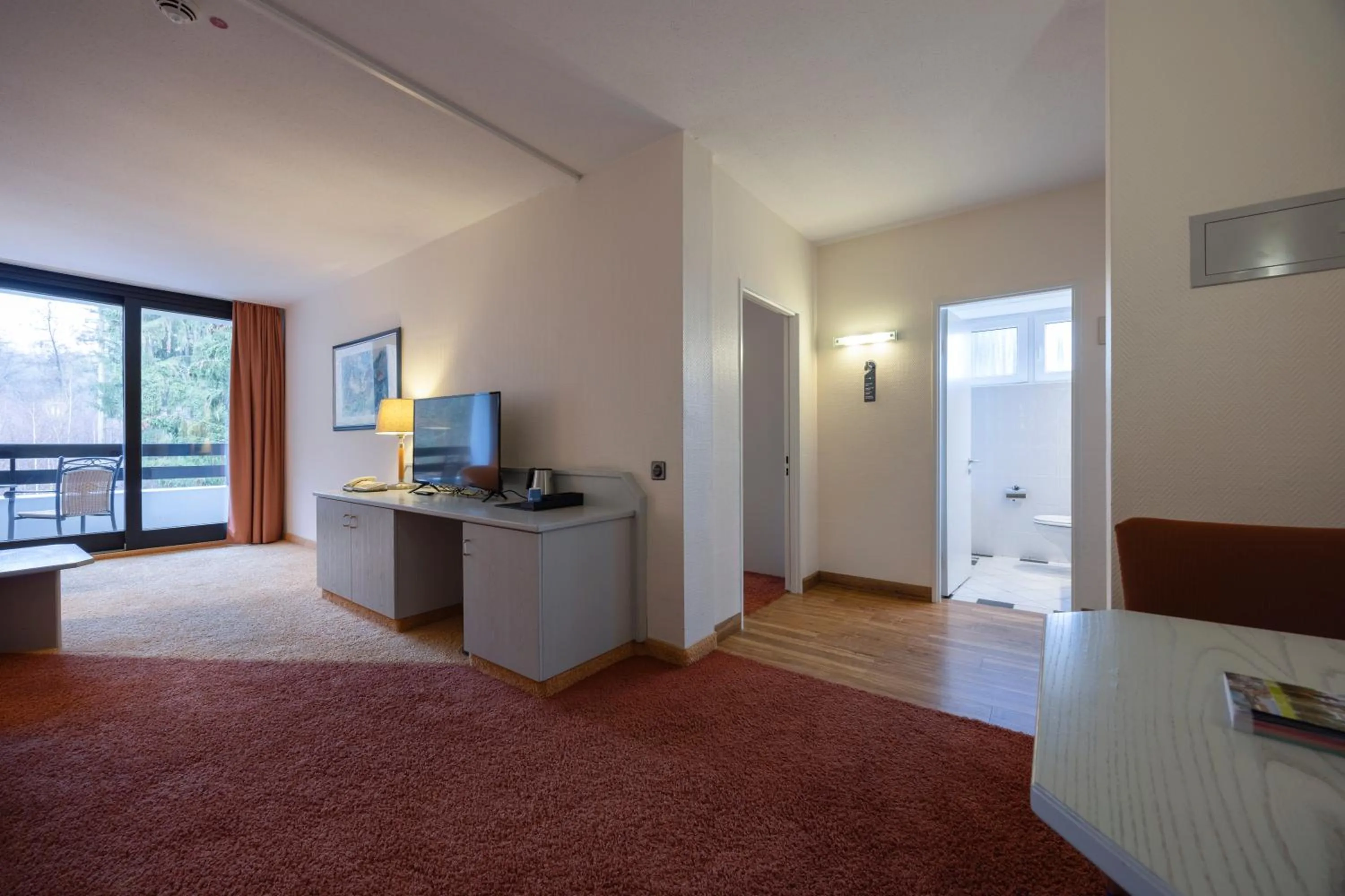 TV and multimedia, Bed in Fletcher Hotel-Restaurant Arnsberg-Sauerland