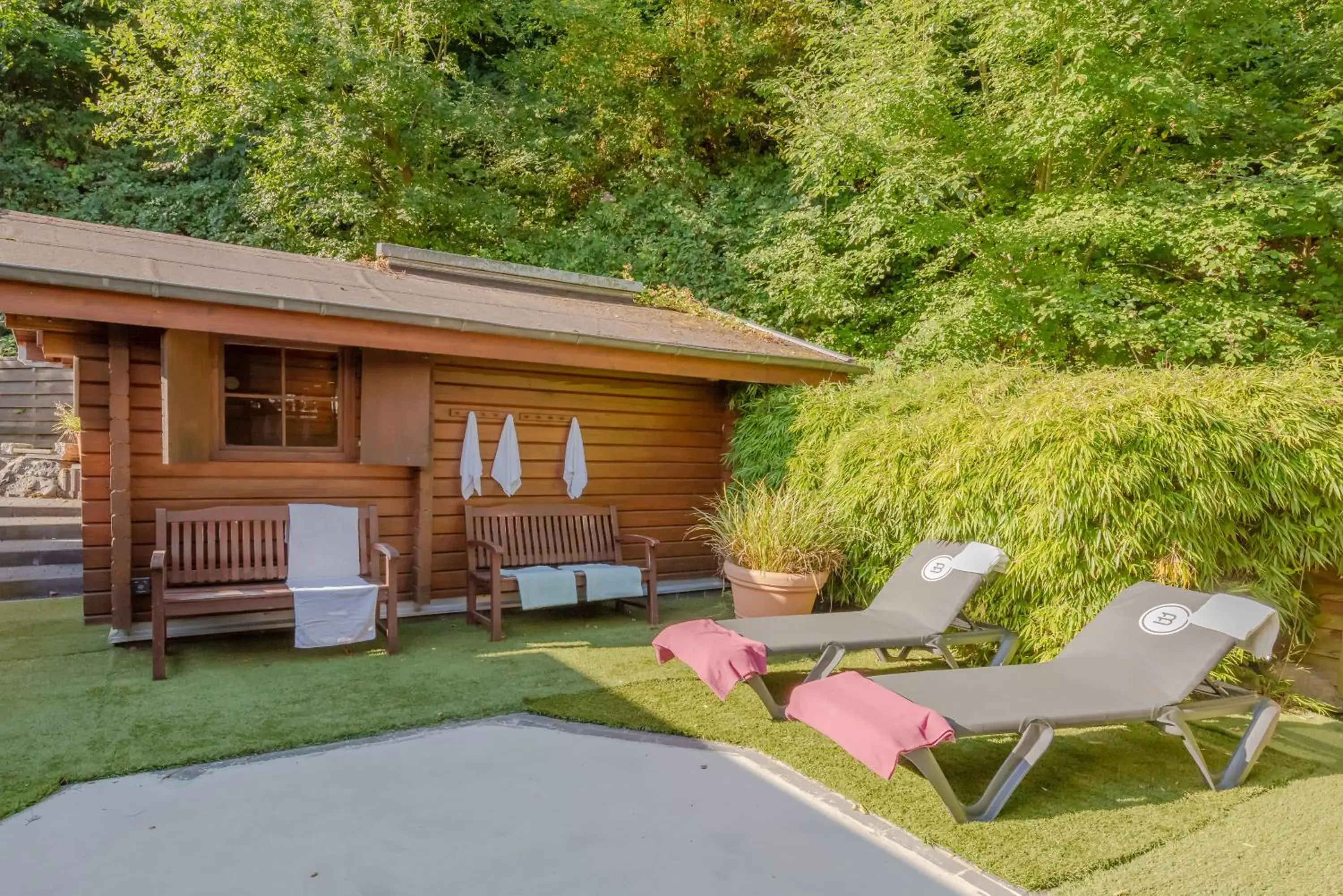 Garden in Fletcher Hotel-Restaurant Arnsberg-Sauerland Garden in Fletcher Hotel-Restaurant Arnsberg-Sauerland