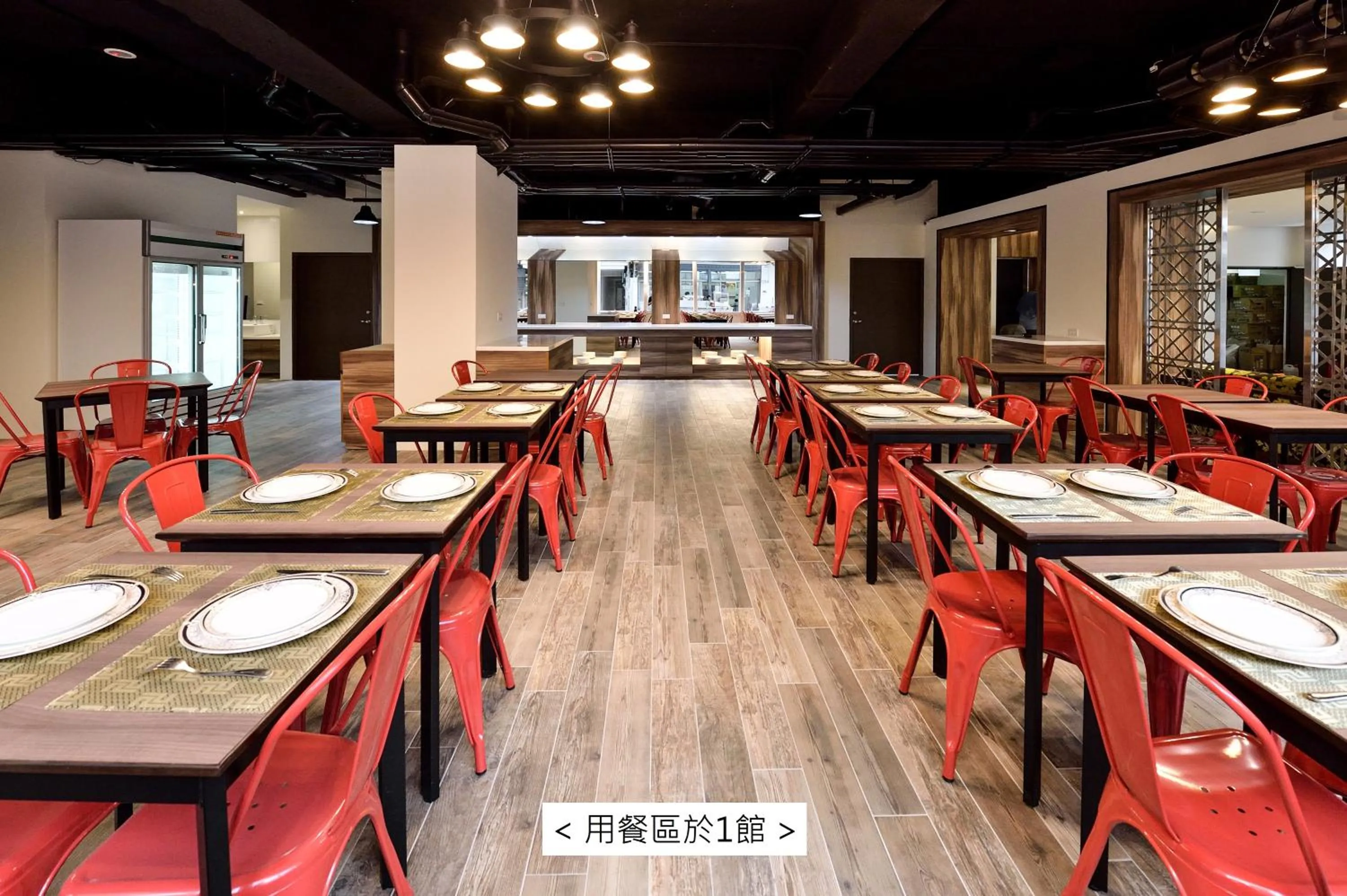 Restaurant/places to eat in Home Rest Hotel 2