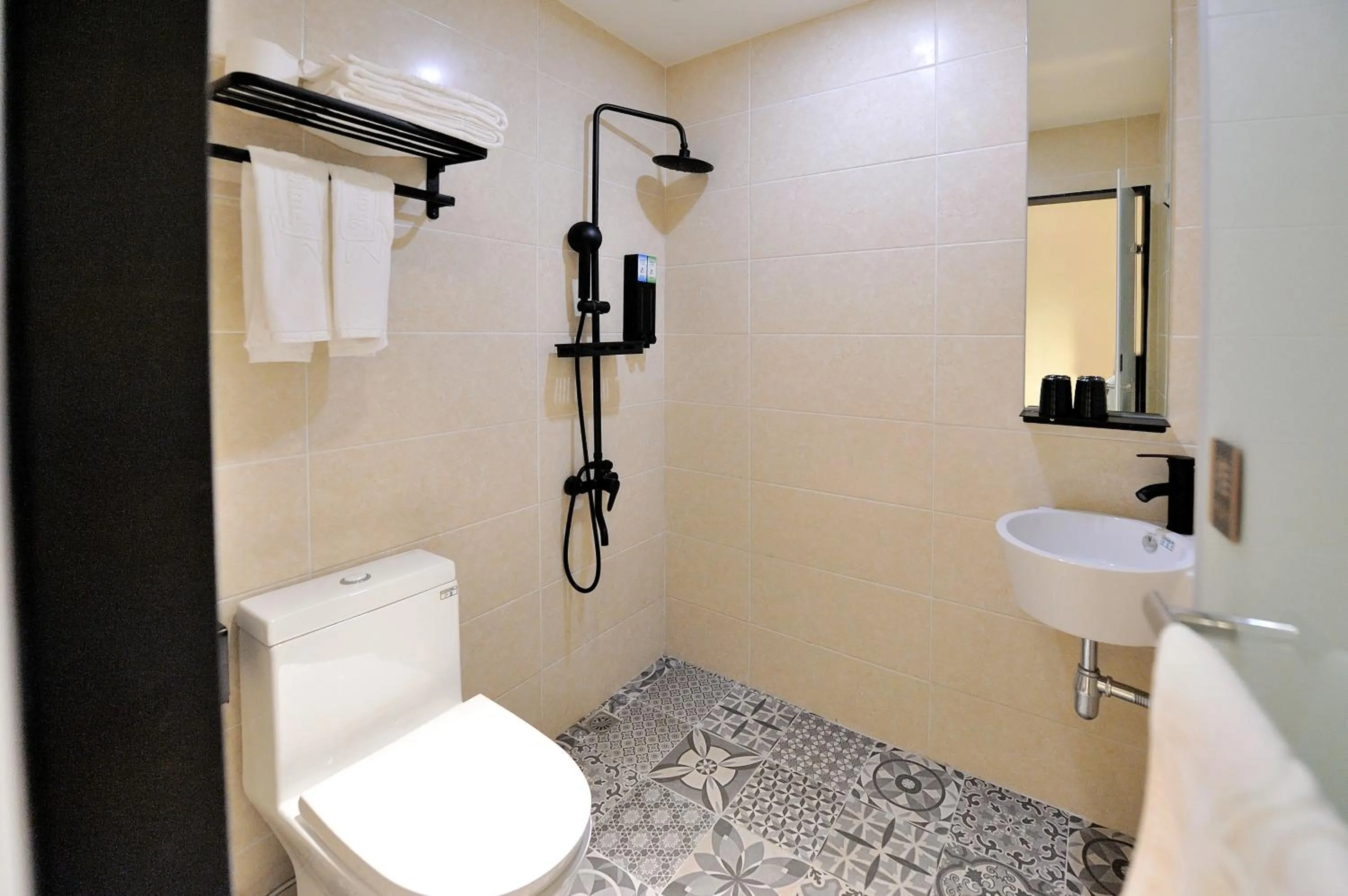 Bathroom in Home Rest Hotel 2