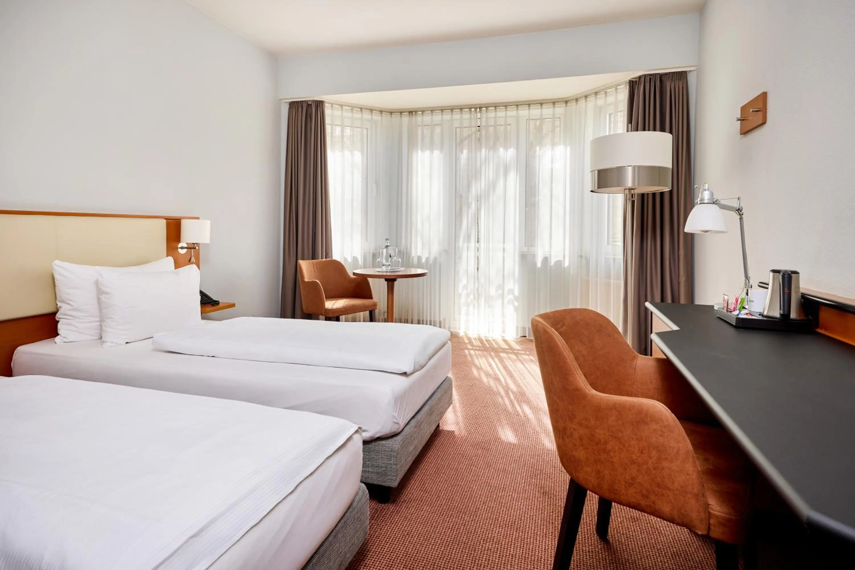 Photo of the whole room, Bed in Mercure Hotel Düsseldorf City Center