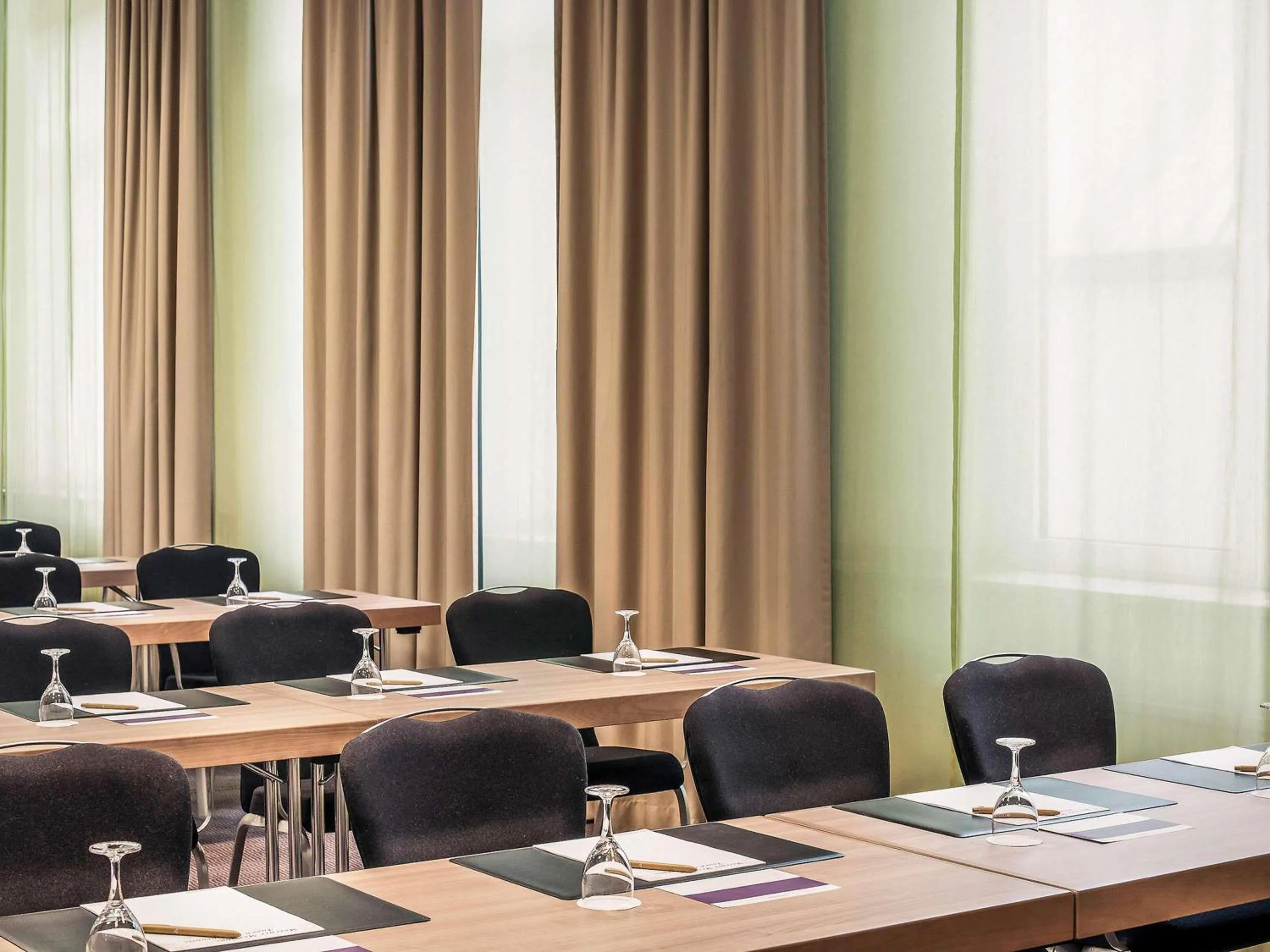 Meeting/conference room in Mercure Hotel Düsseldorf City Center