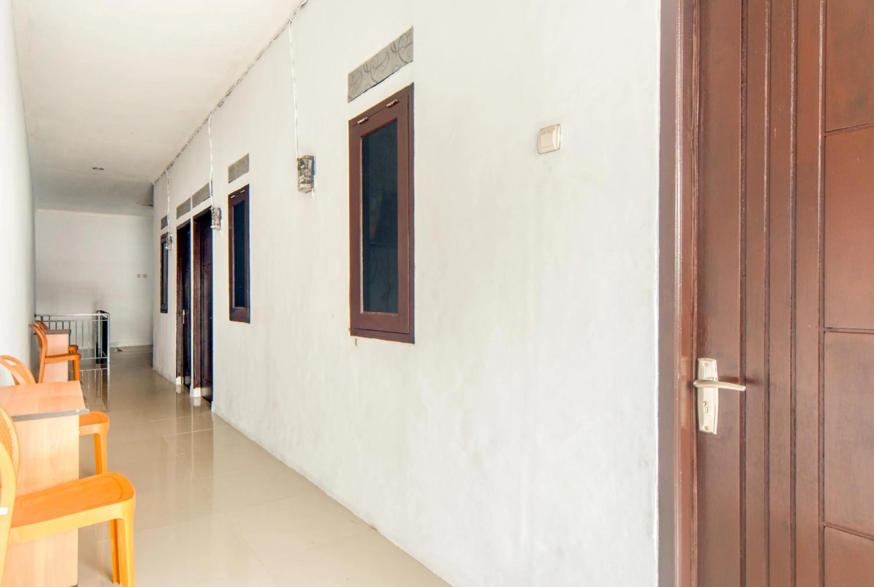 Property building in RedDoorz near Graha Cijantung Mall