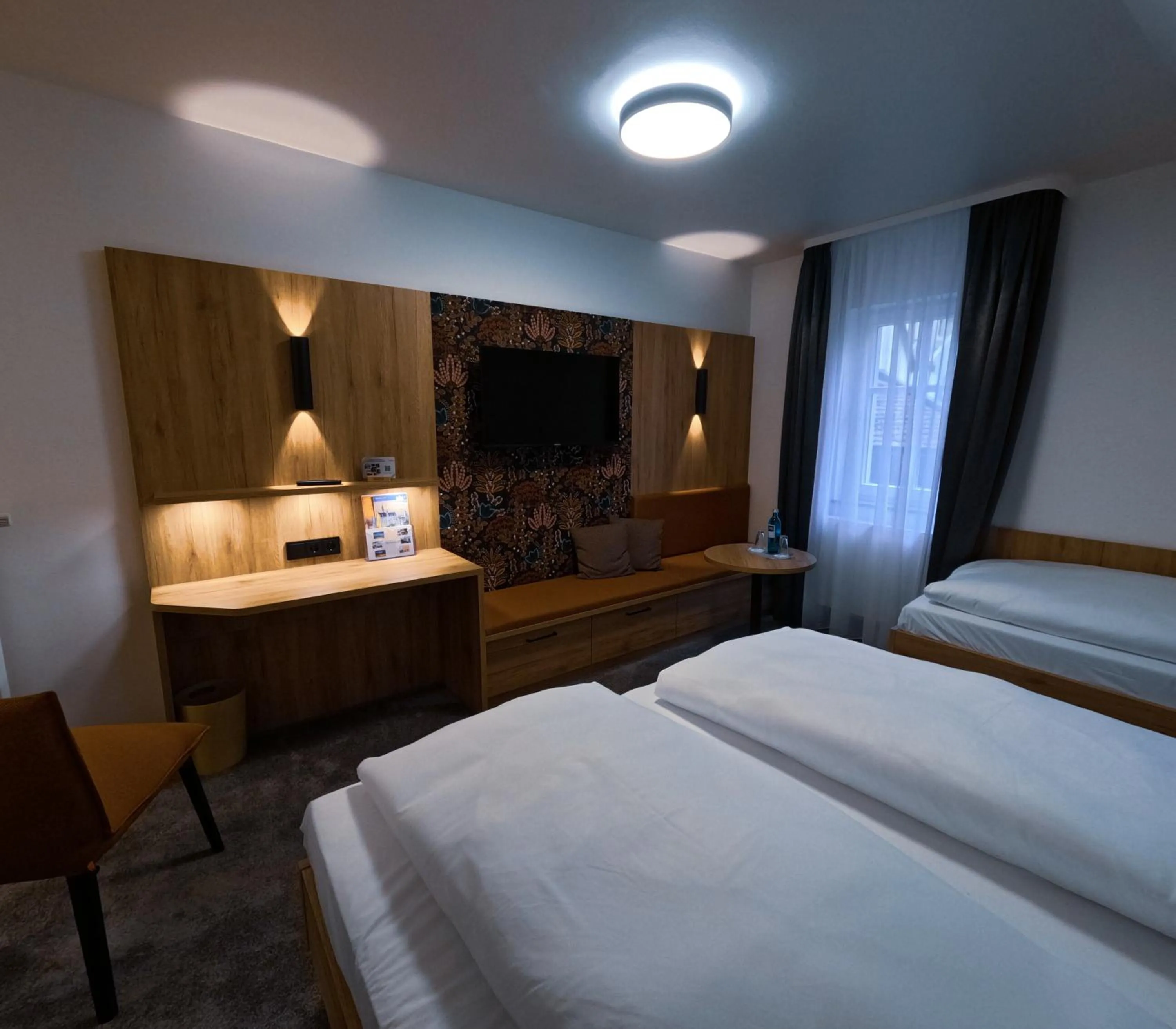 TV and multimedia, Bed in Akzent Hotel Schranne