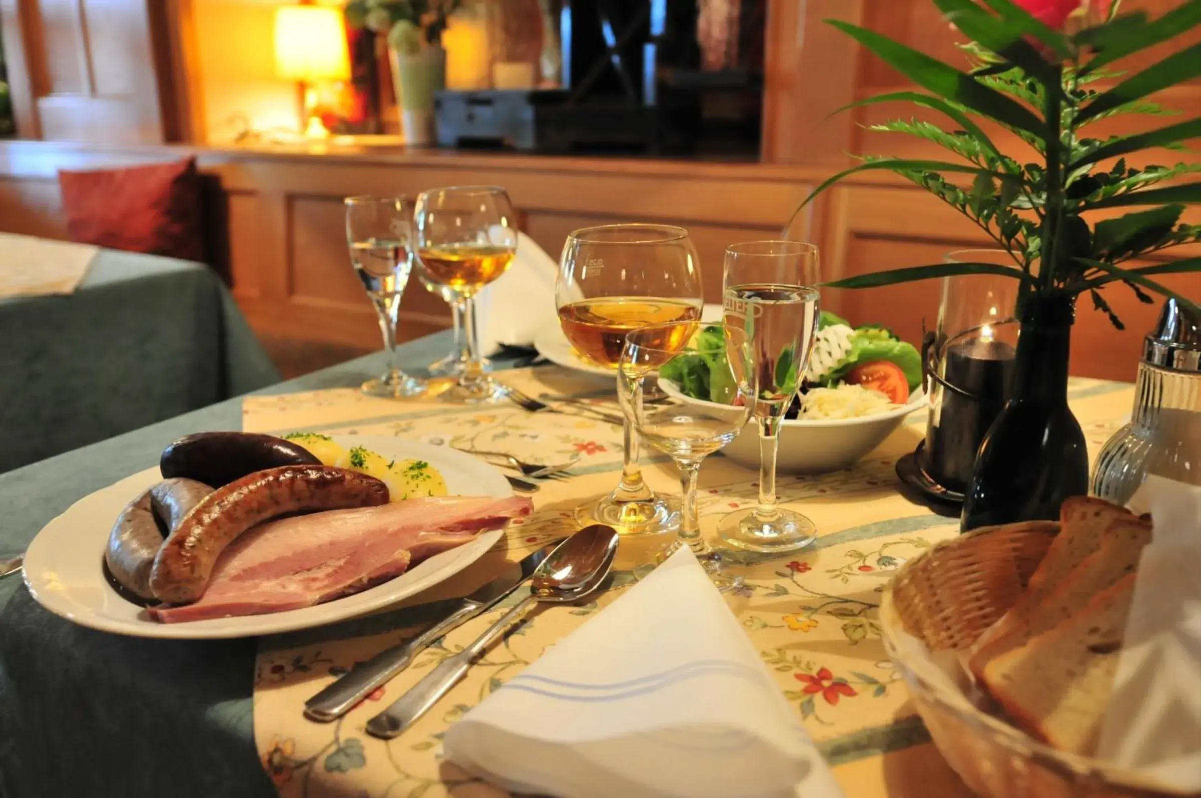 Restaurant/places to eat in Akzent Hotel Schranne Restaurant/places to eat in Akzent Hotel Schranne