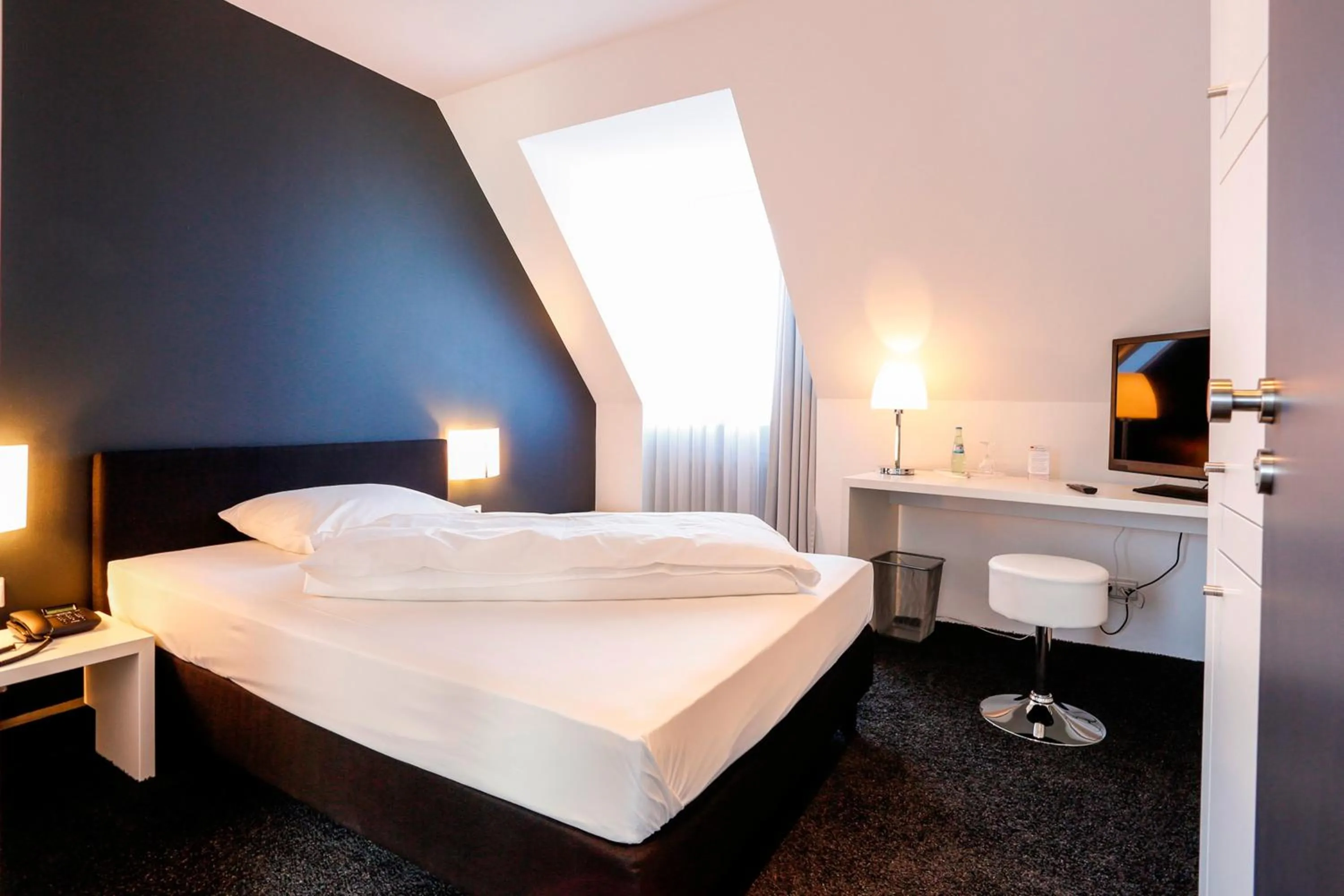 Photo of the whole room, Bed in Hotel Schempp