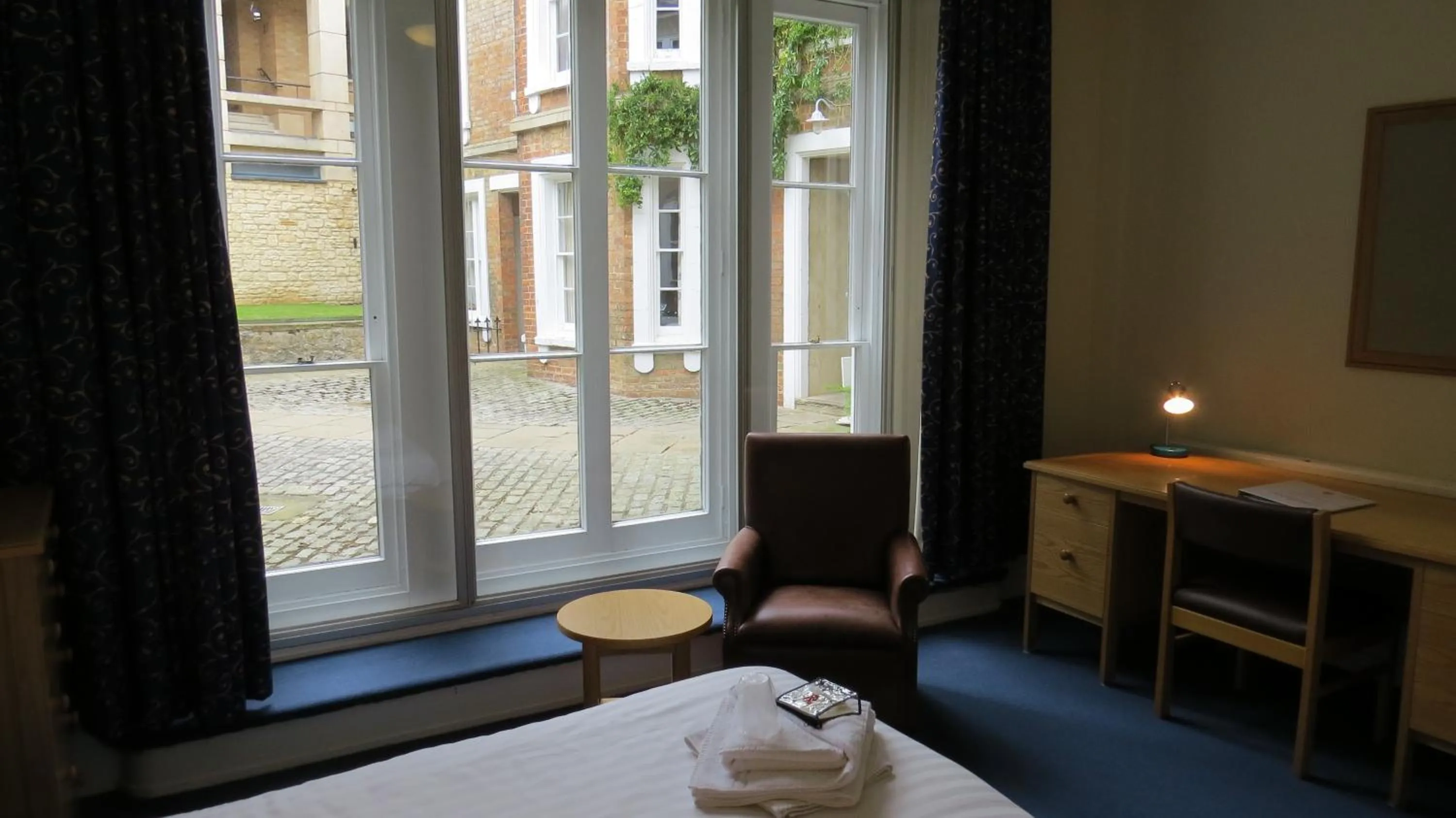 Photo of the whole room in Wadham College