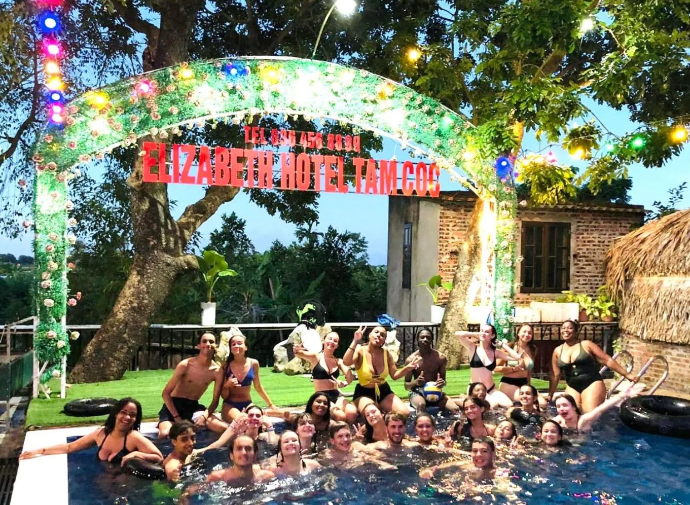 Day in Elizabeth Hotel Tam Coc