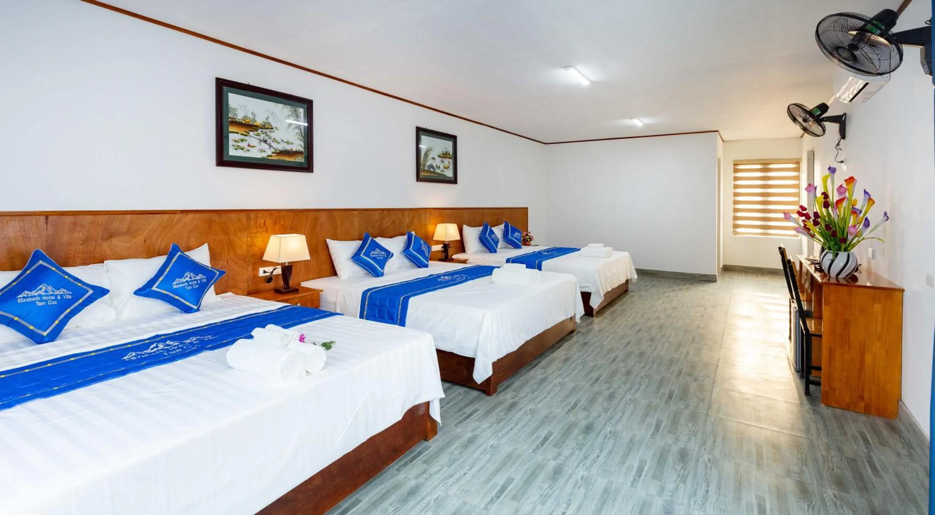 TV and multimedia, Bed in Elizabeth Hotel Tam Coc