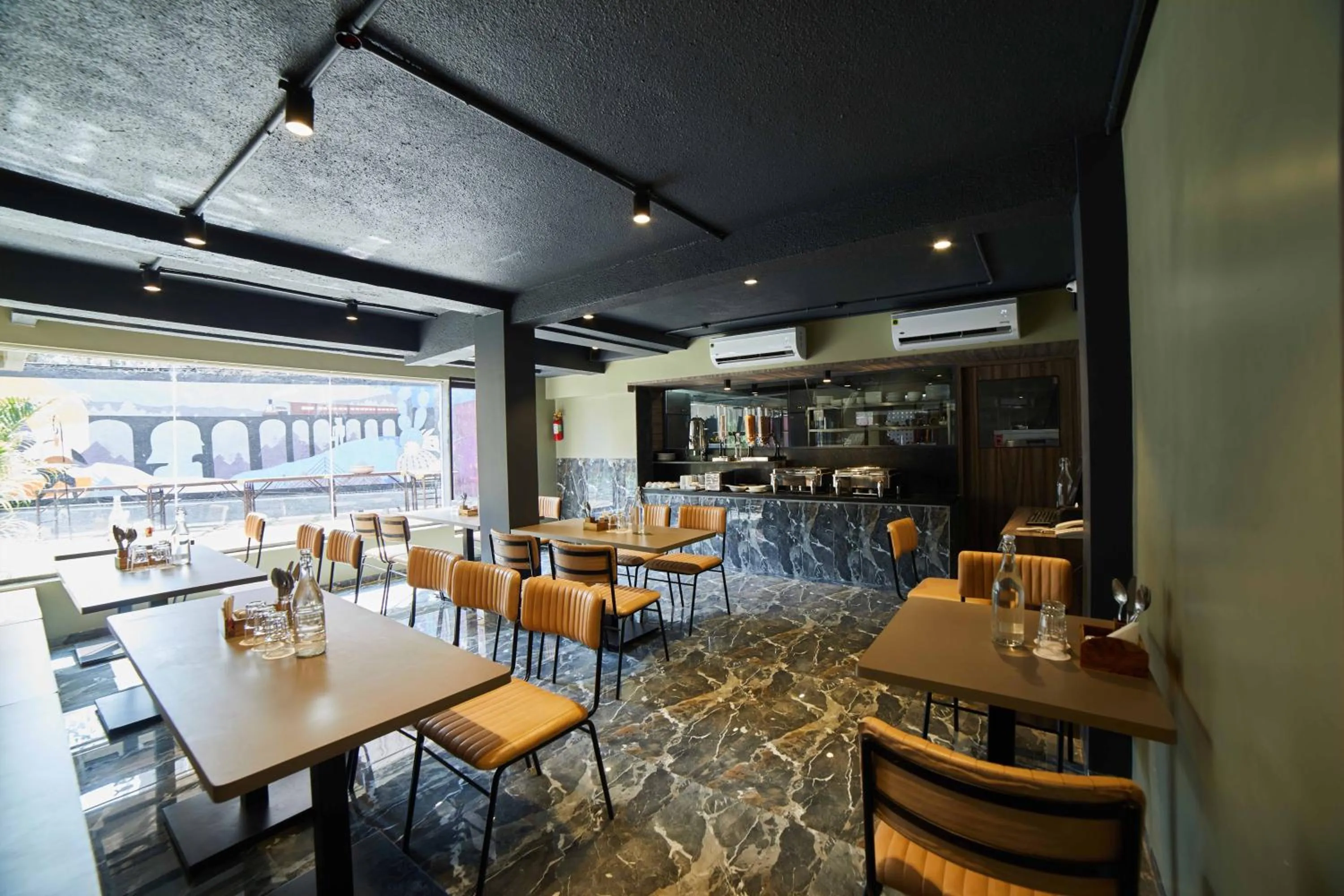 Restaurant/places to eat in Aureole Mrida - A Boutique Hotel