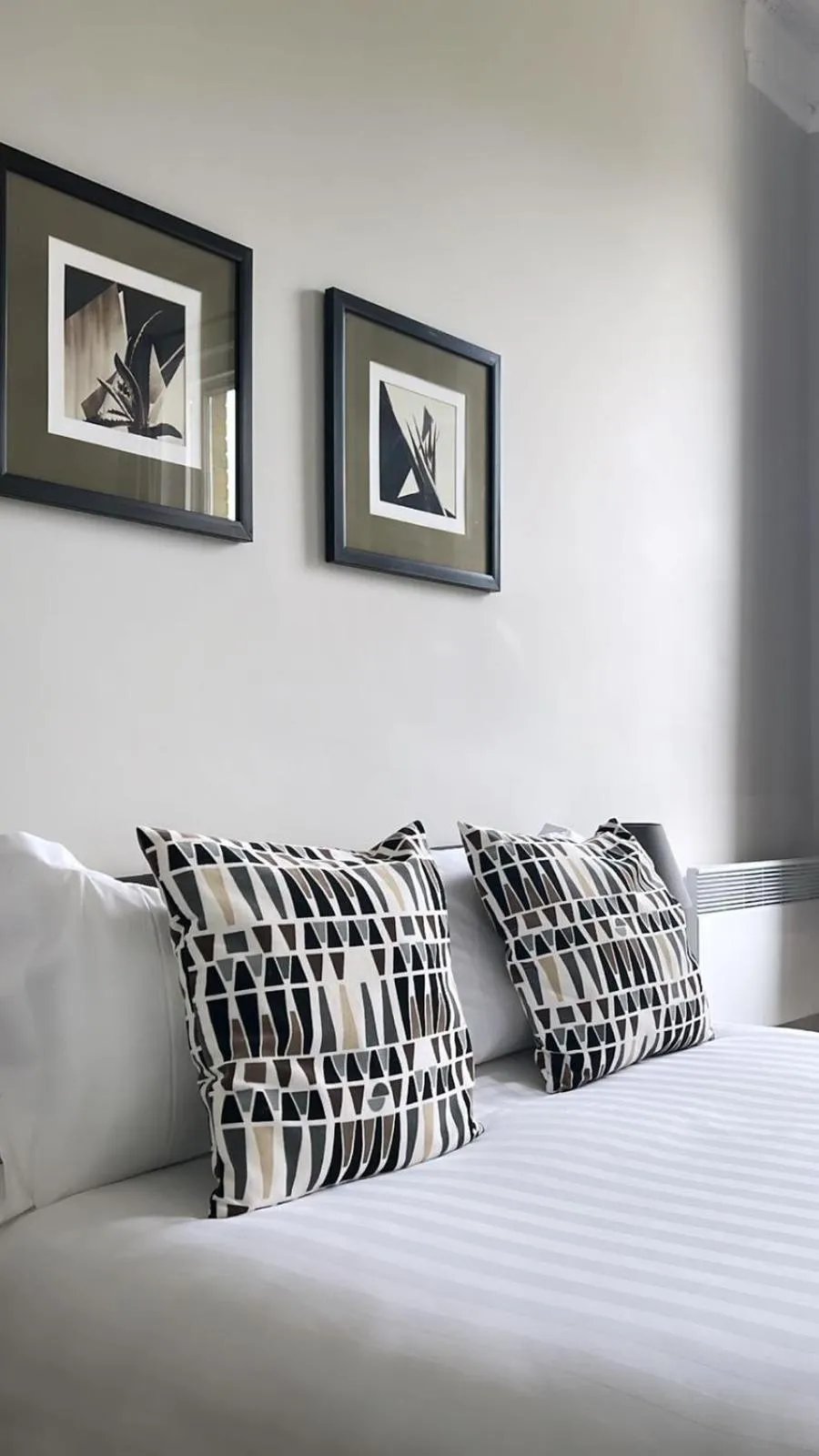 Bedroom, Bed in Orange Grove Hotel & Gardens