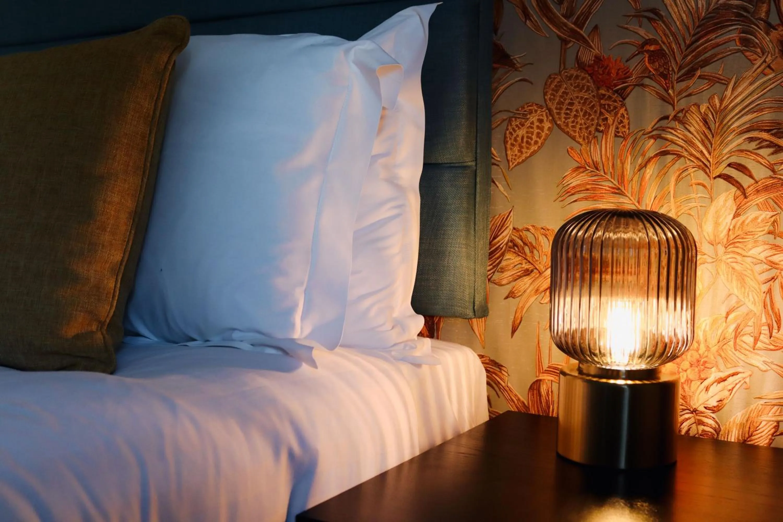 Bed in Orange Grove Hotel & Gardens