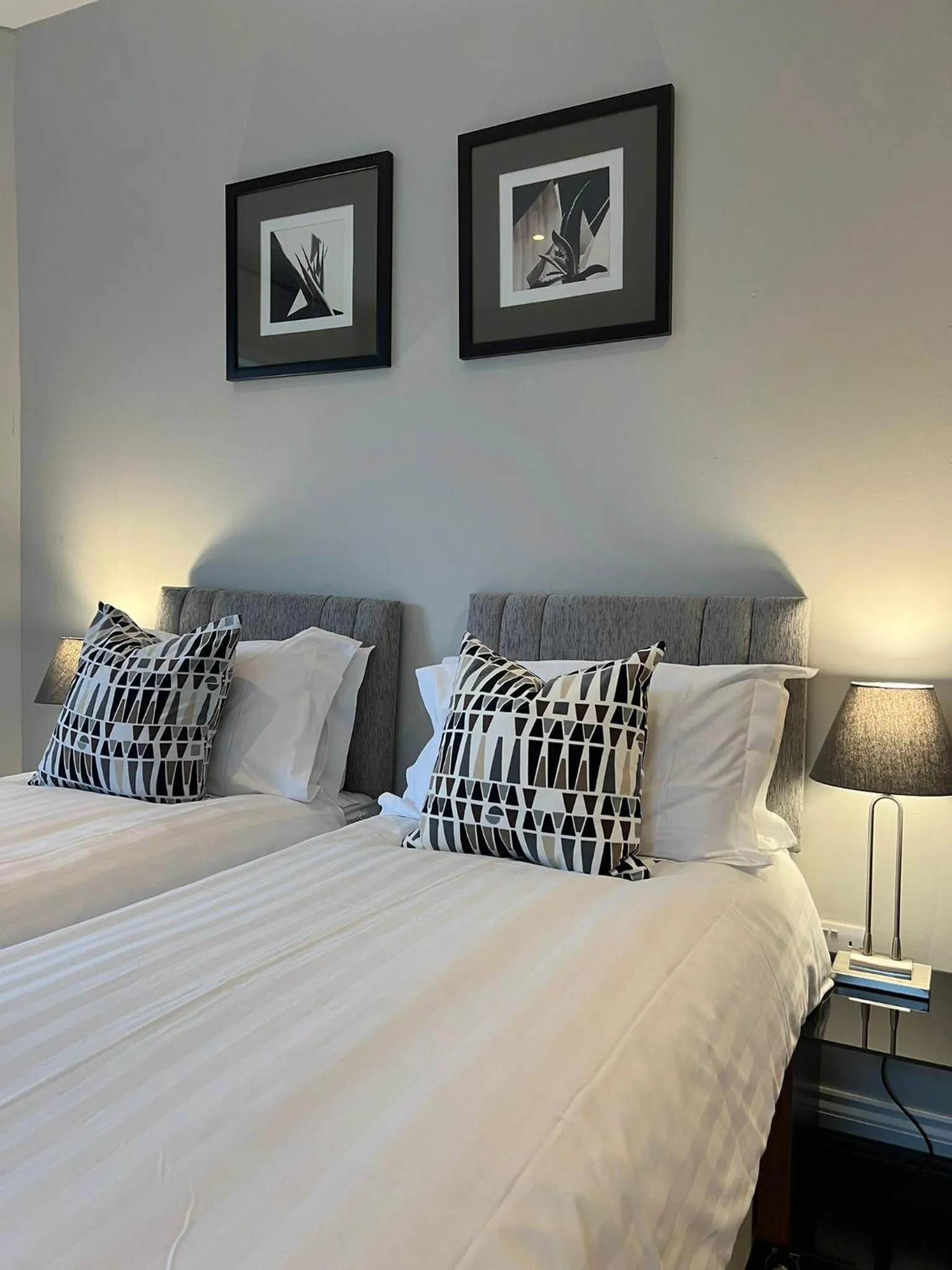 Bed in Orange Grove Hotel & Gardens