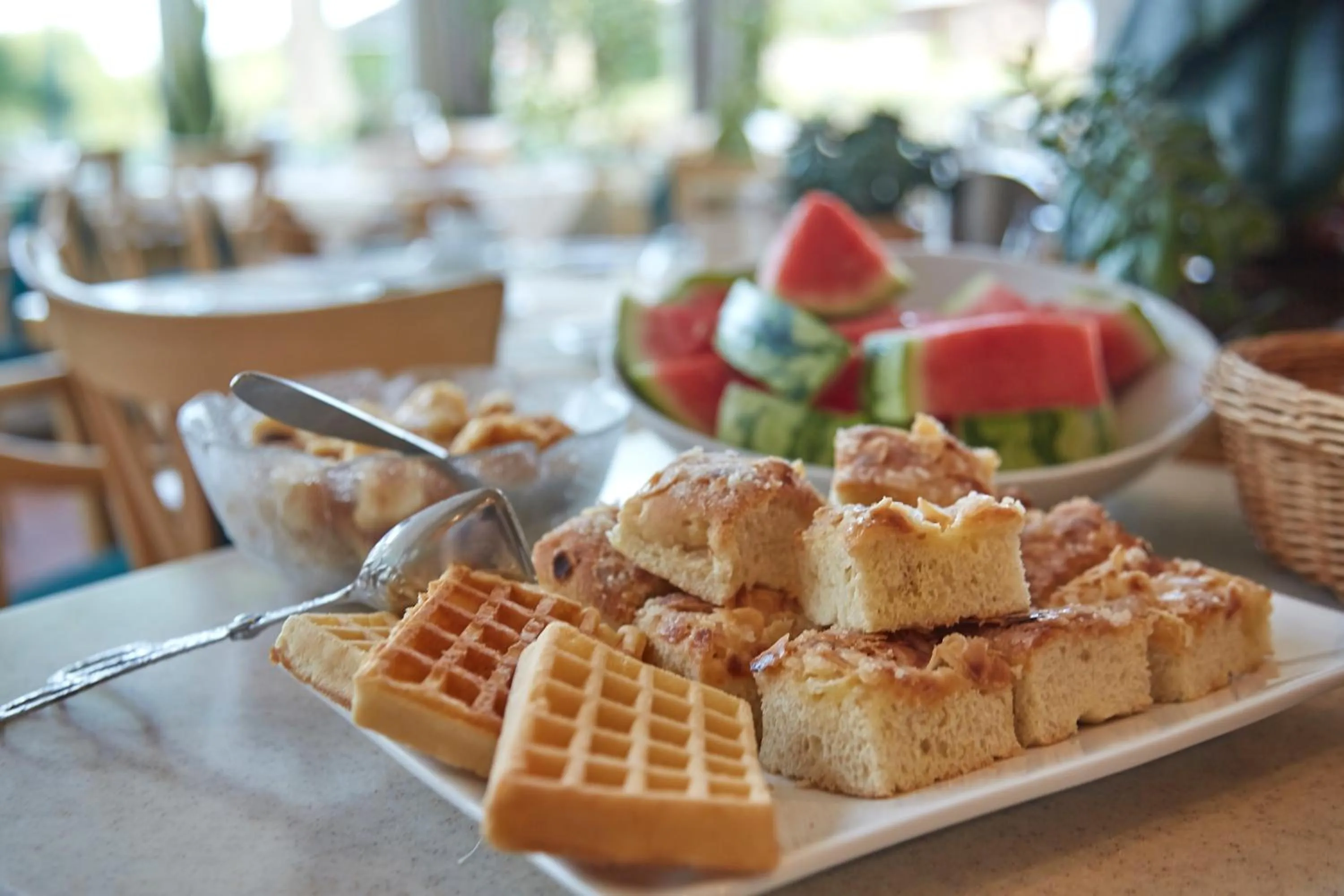 Buffet breakfast in Flair Landhotel Strengliner Mühle