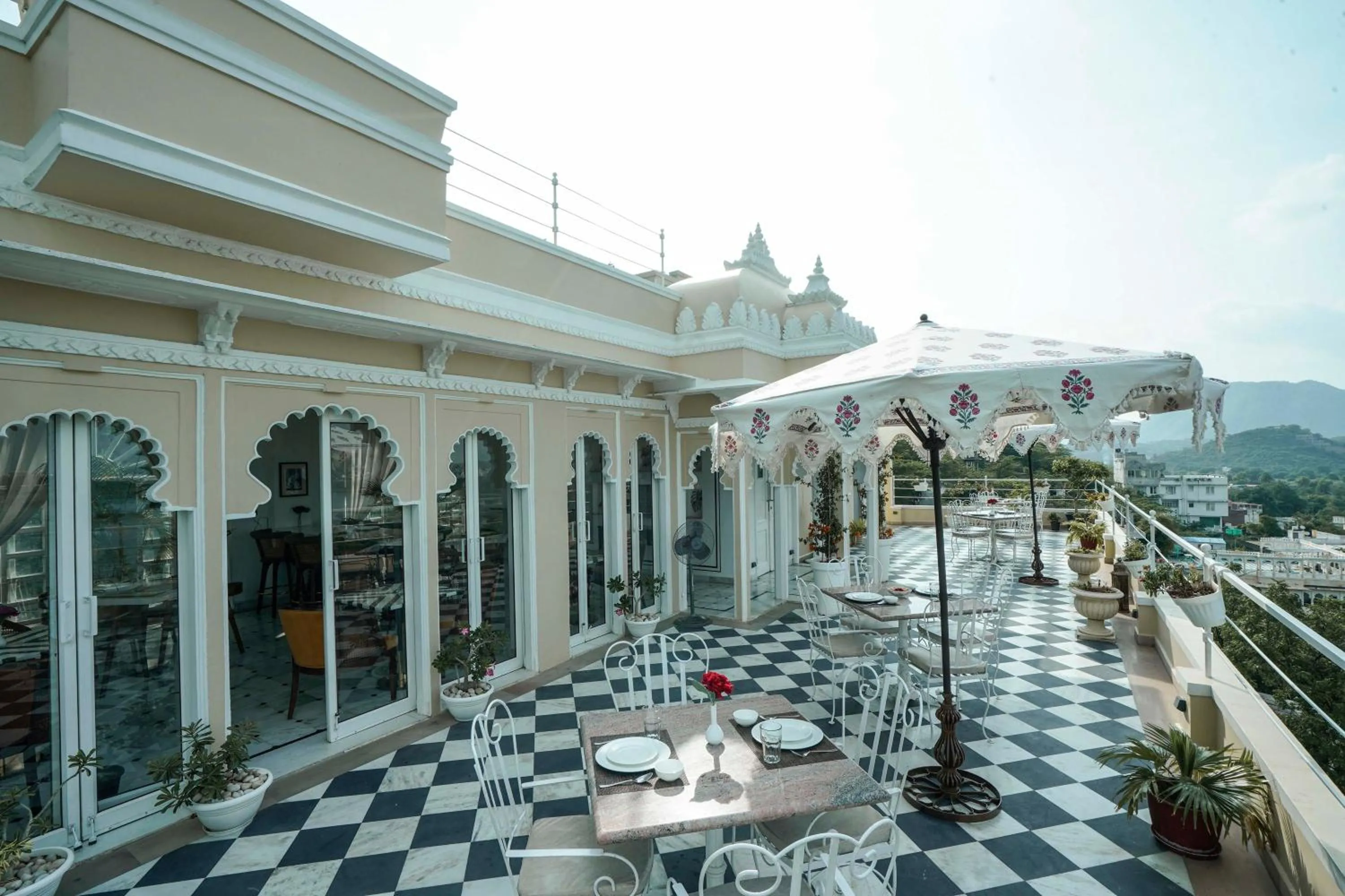 Restaurant/places to eat in Burj Baneria - A Boutique Homestay