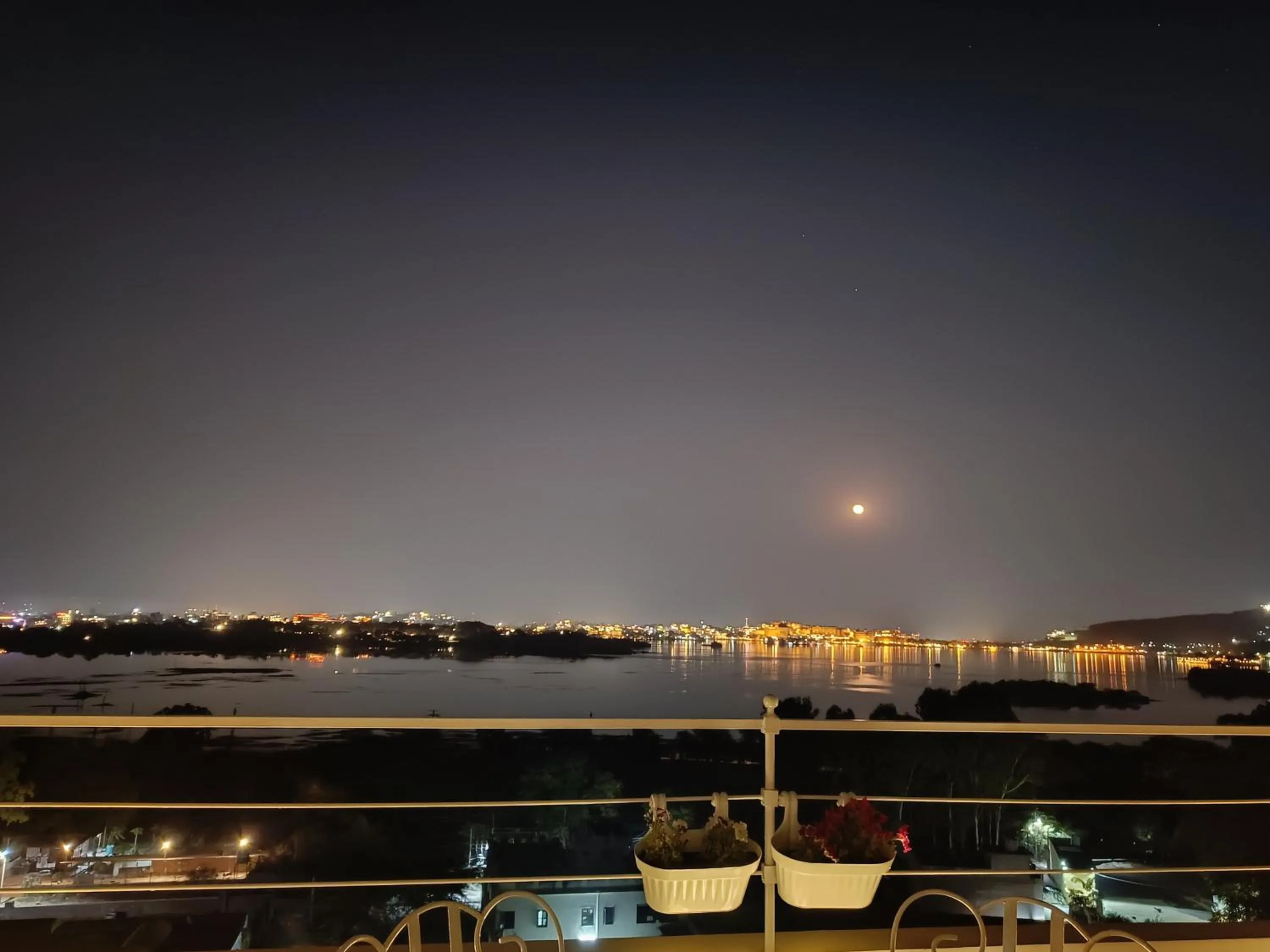 Lake view in Burj Baneria - A Boutique Homestay