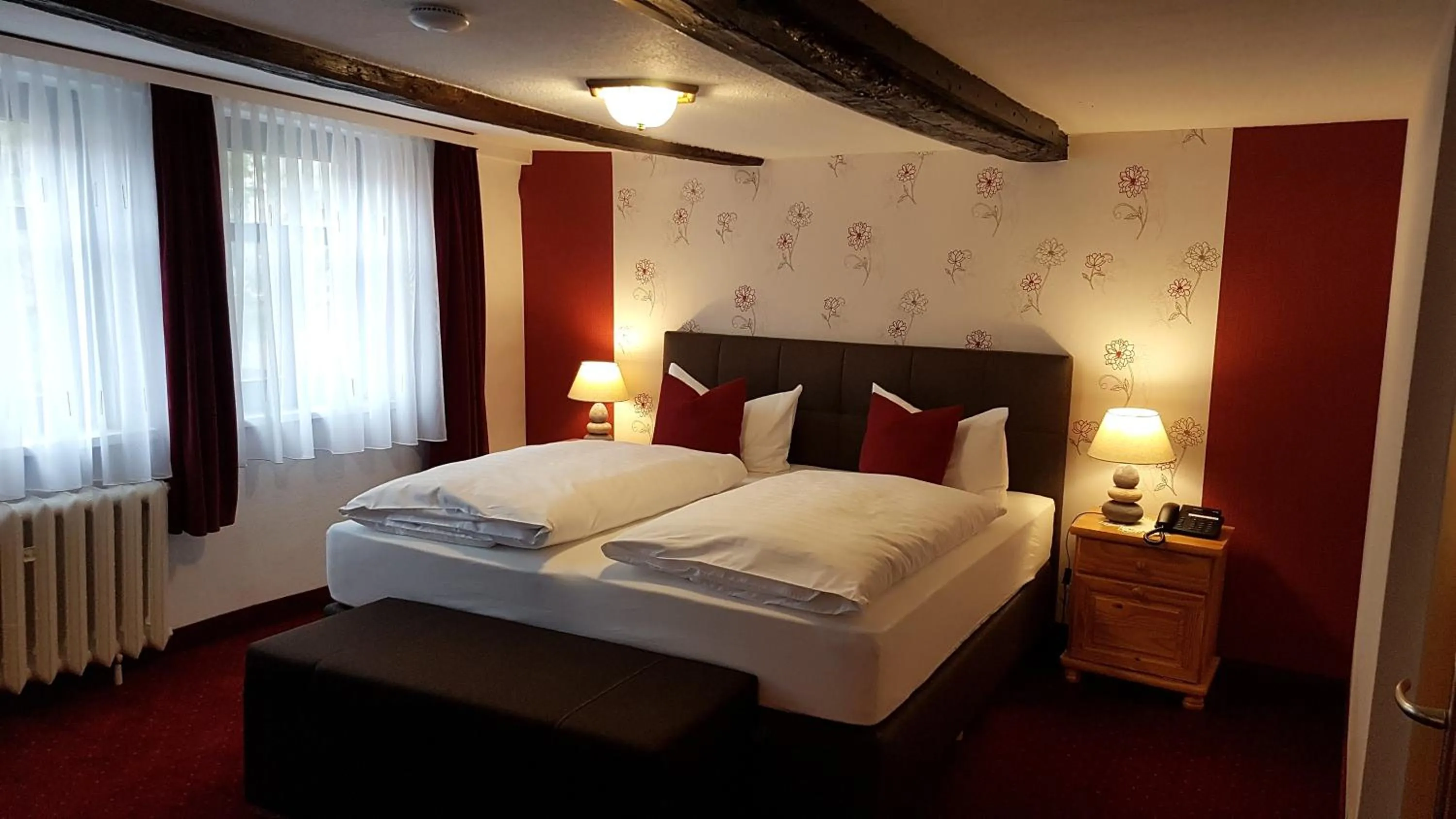 Photo of the whole room, Bed in Hotel Zum Bürgergarten